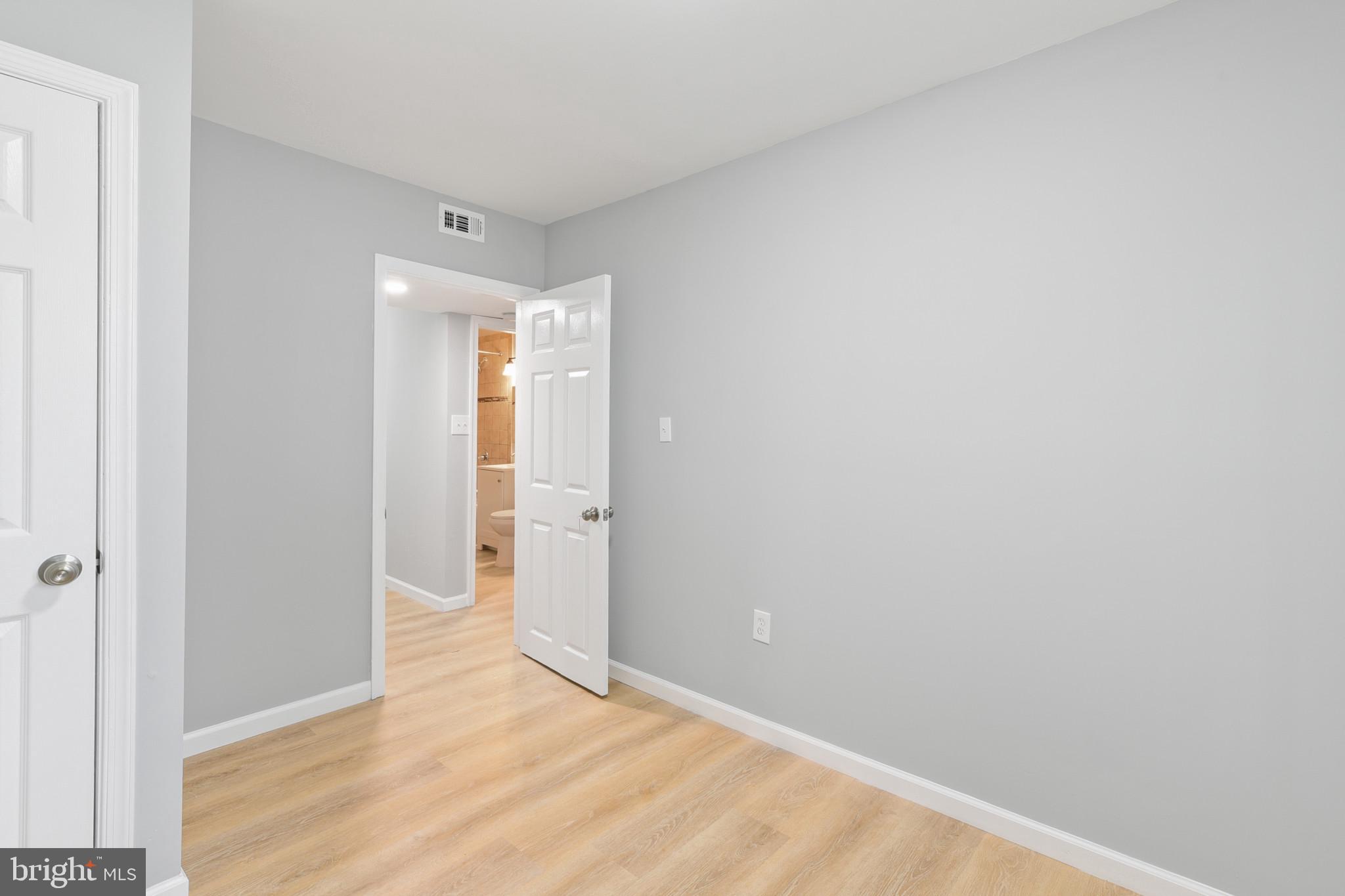 SWAN MEADOWS - Residential