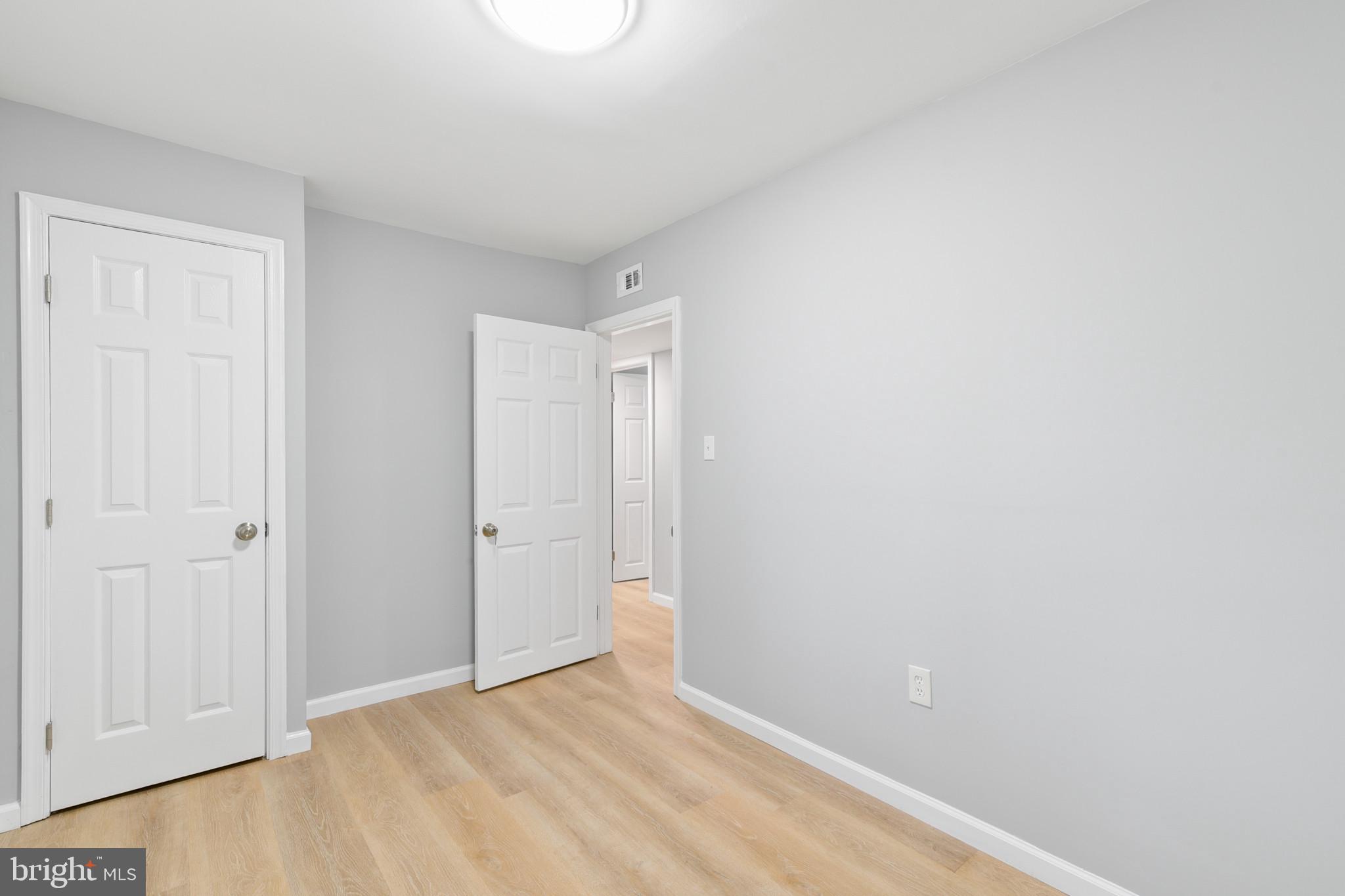 SWAN MEADOWS - Residential