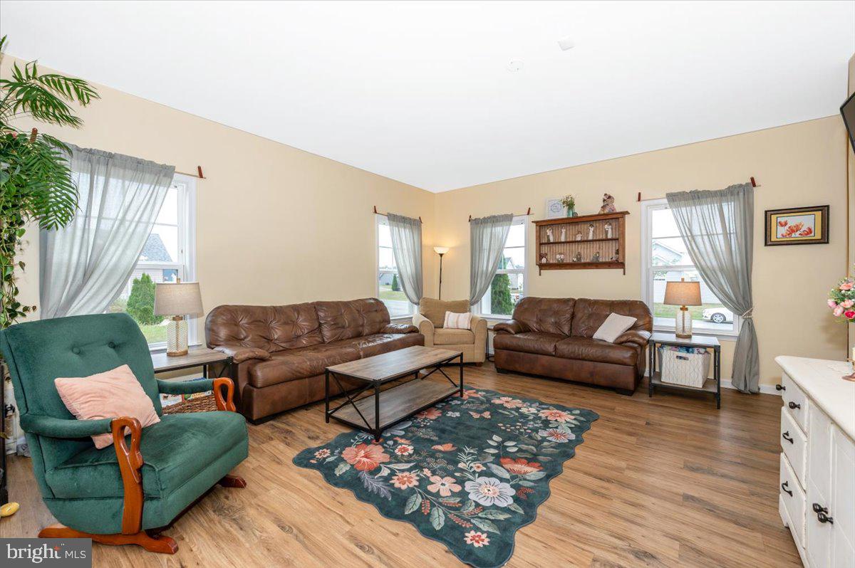 BRIDLE CREEK - Residential