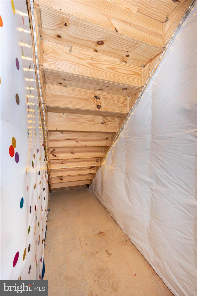 BRIDLE CREEK - Residential