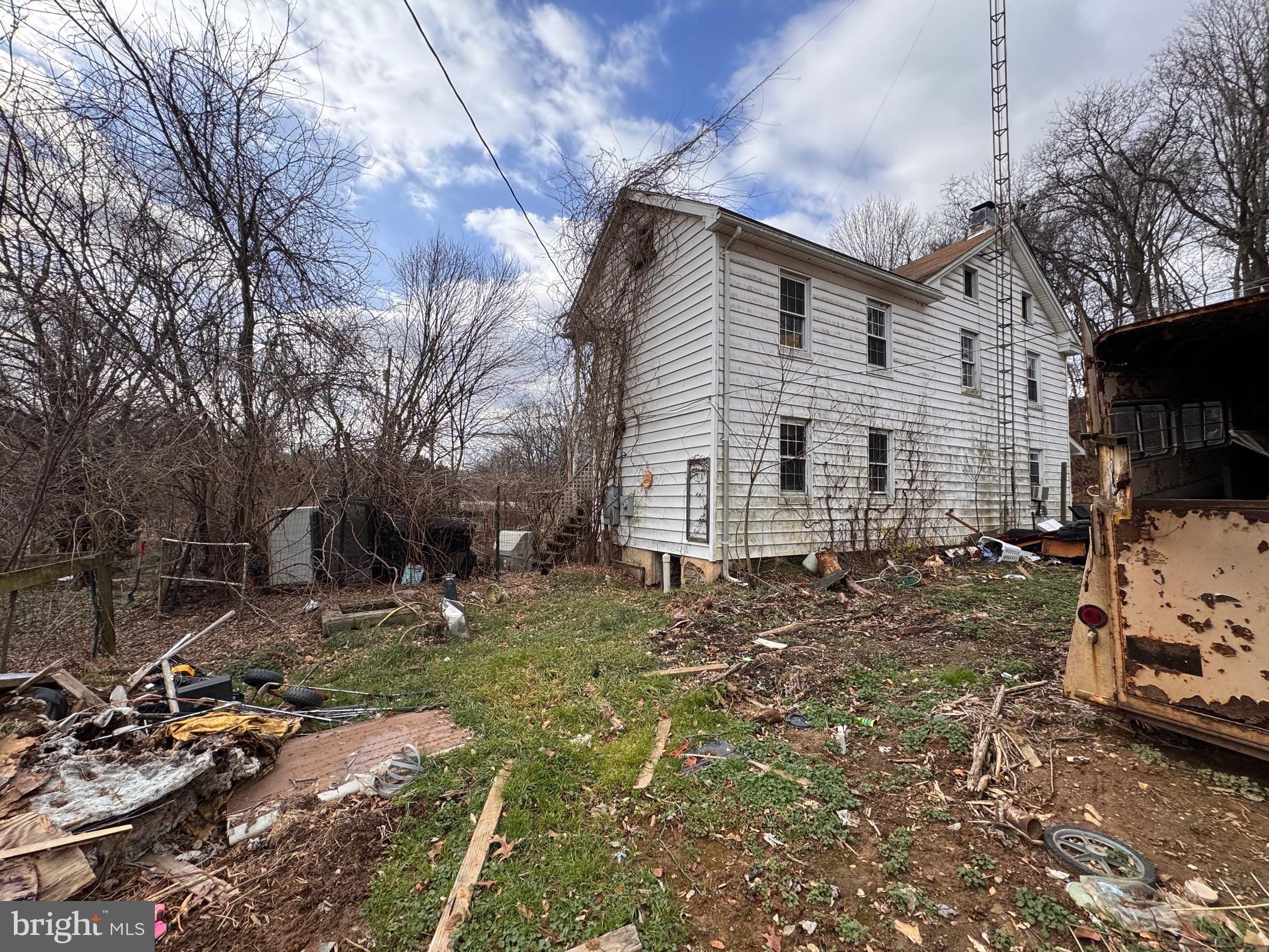 MIDDLETOWN - Residential