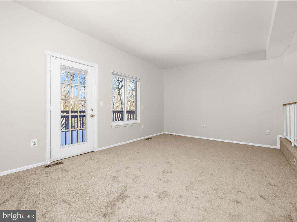 KIMBERLY WOODS VILLAGE - Residential Lease