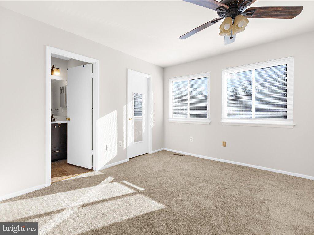 KIMBERLY WOODS VILLAGE - Residential Lease