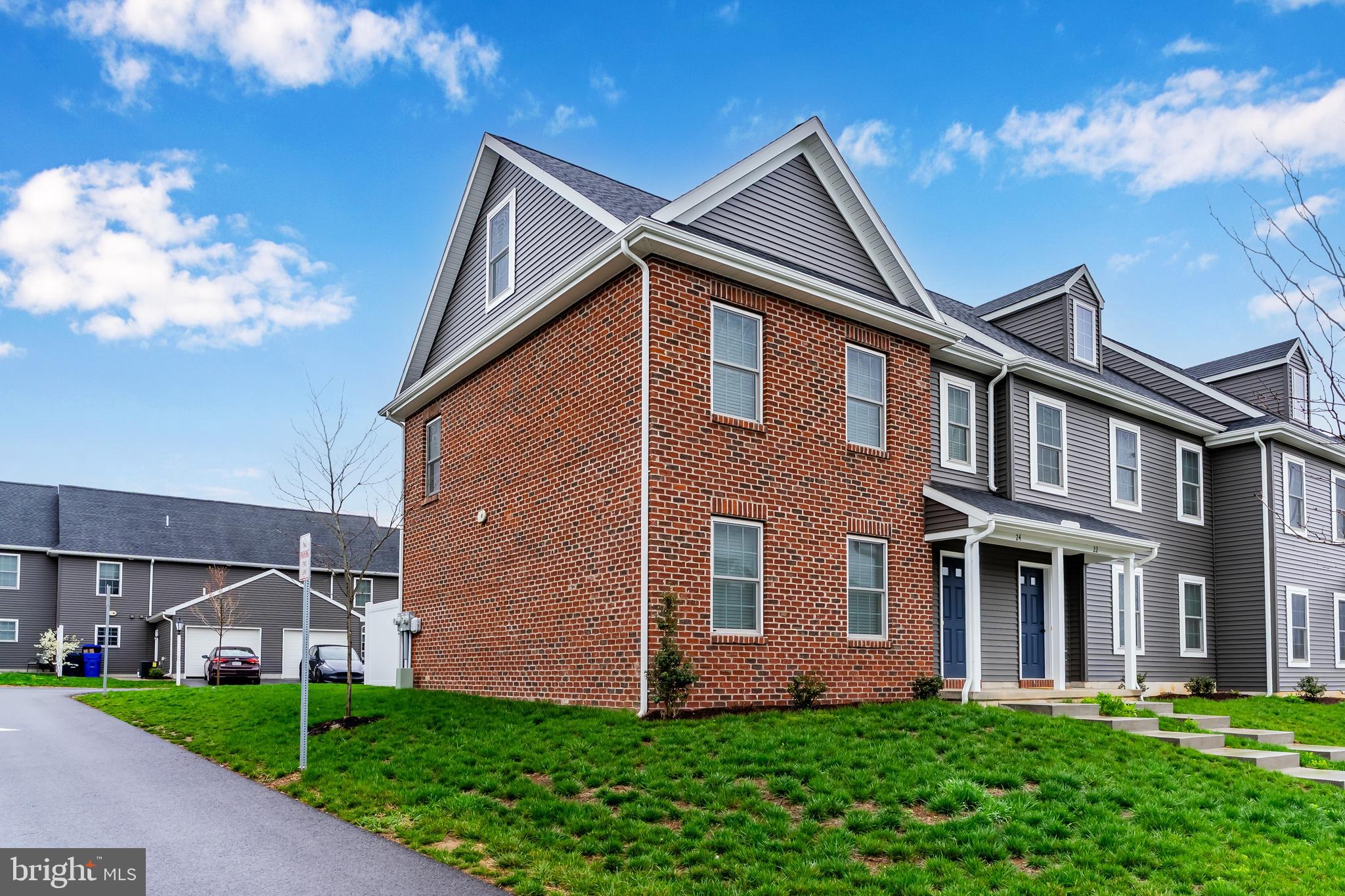 NORTHSIDE VILLAGE - Residential Lease