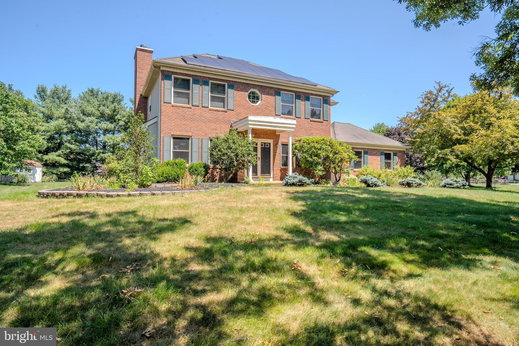 32 W KINCAID DRIVE