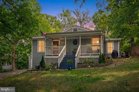 MLS: VAPW2129308