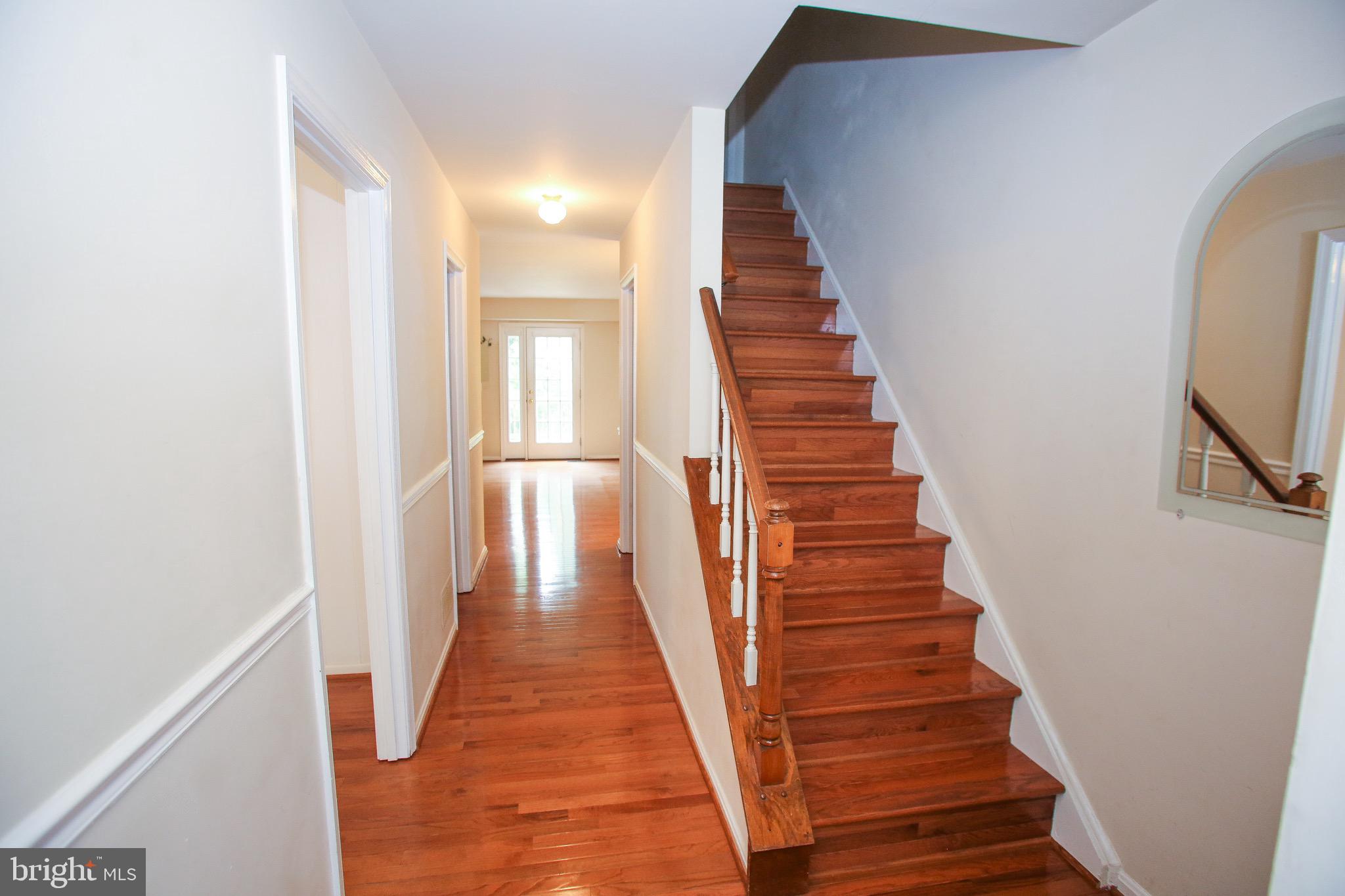 BURKE STATION SQUARE - Residential