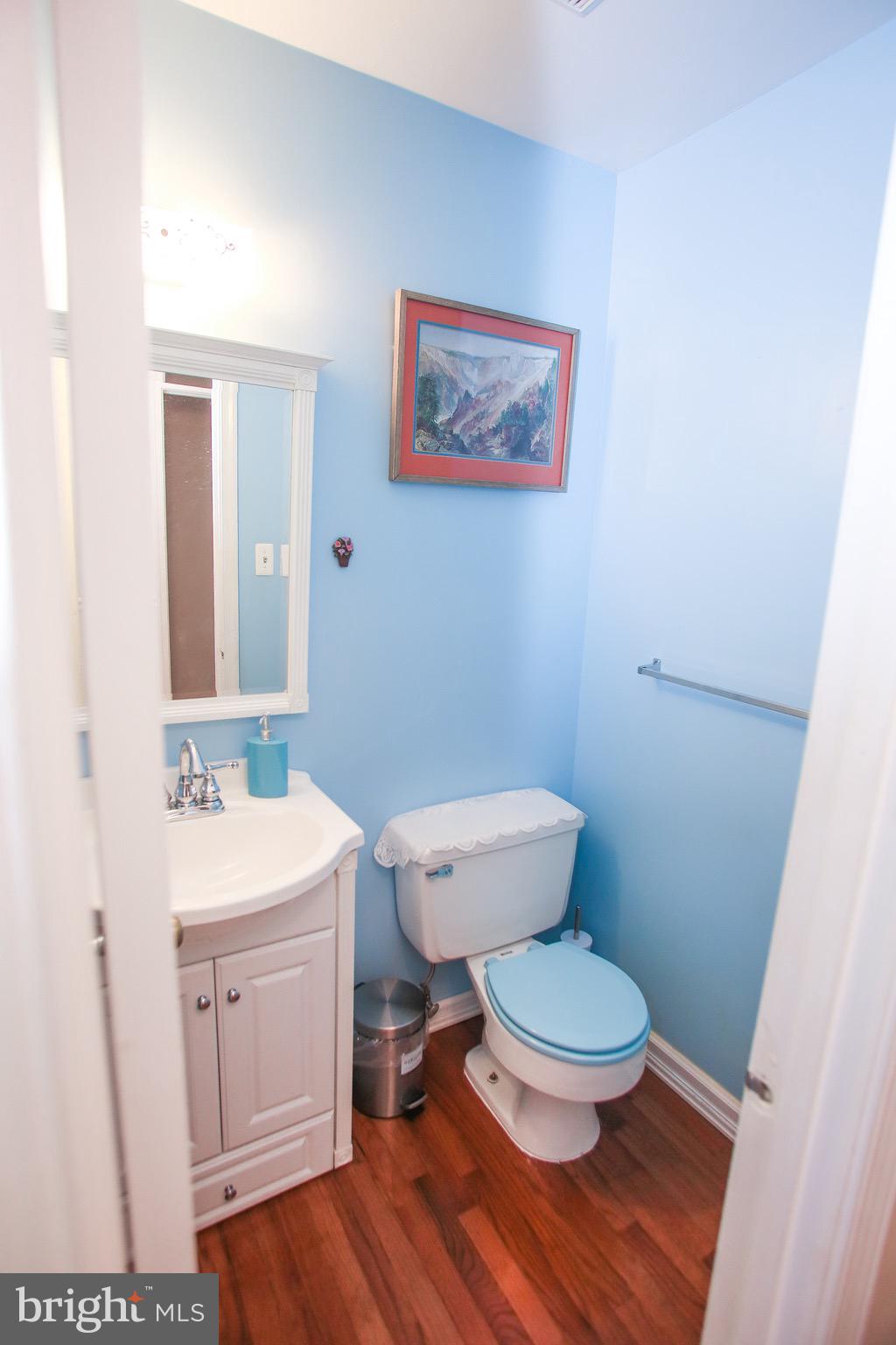 BURKE STATION SQUARE - Residential