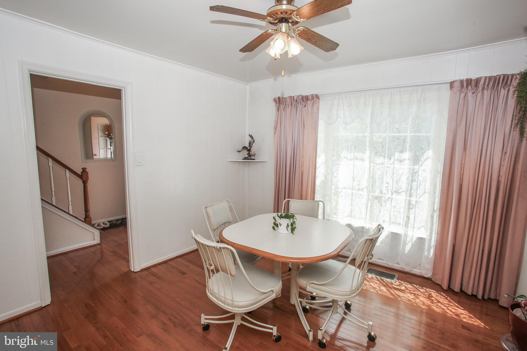 BURKE STATION SQUARE - Residential