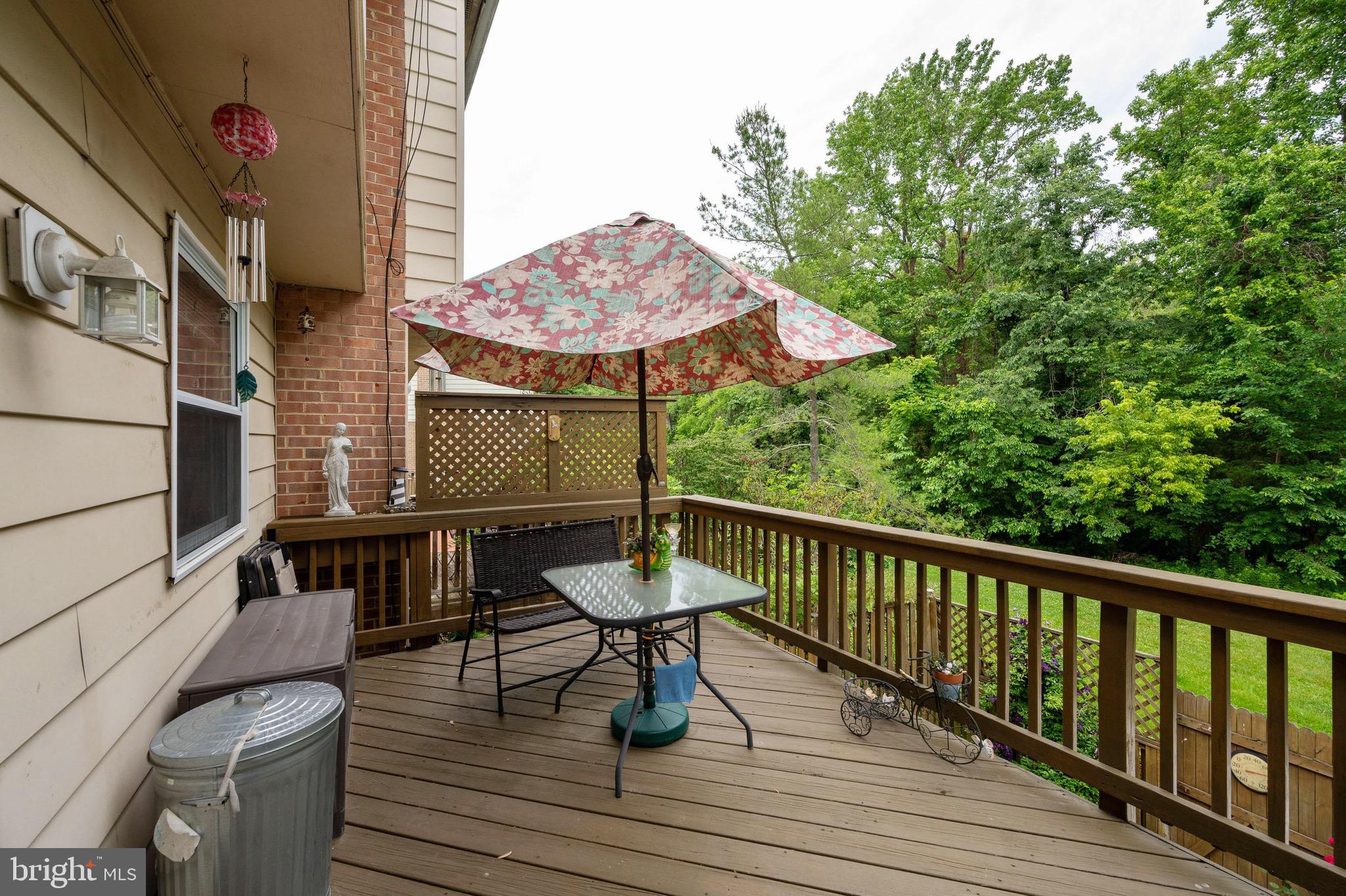 BURKE STATION SQUARE - Residential