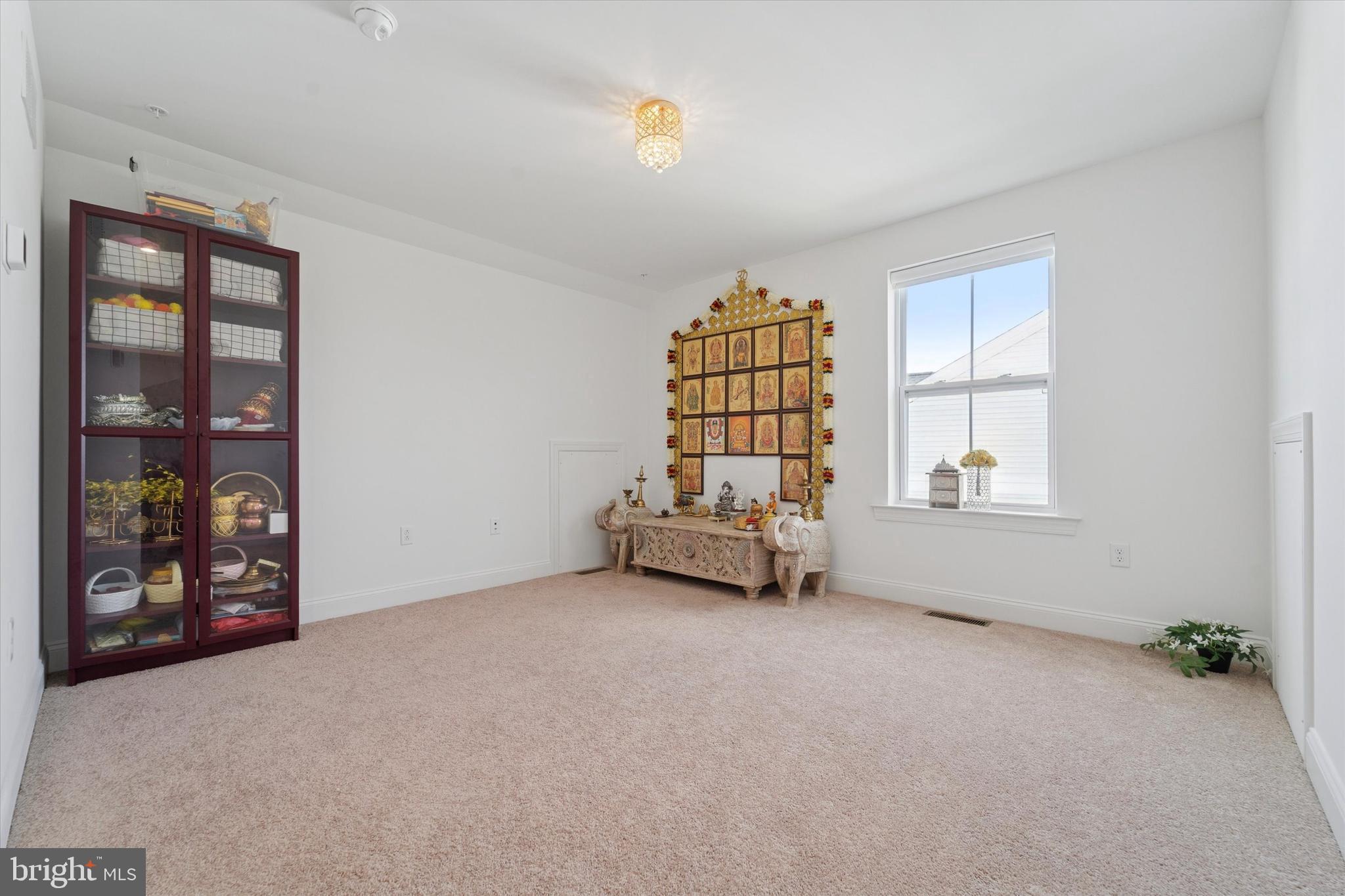 IRONWOOD - Residential Lease