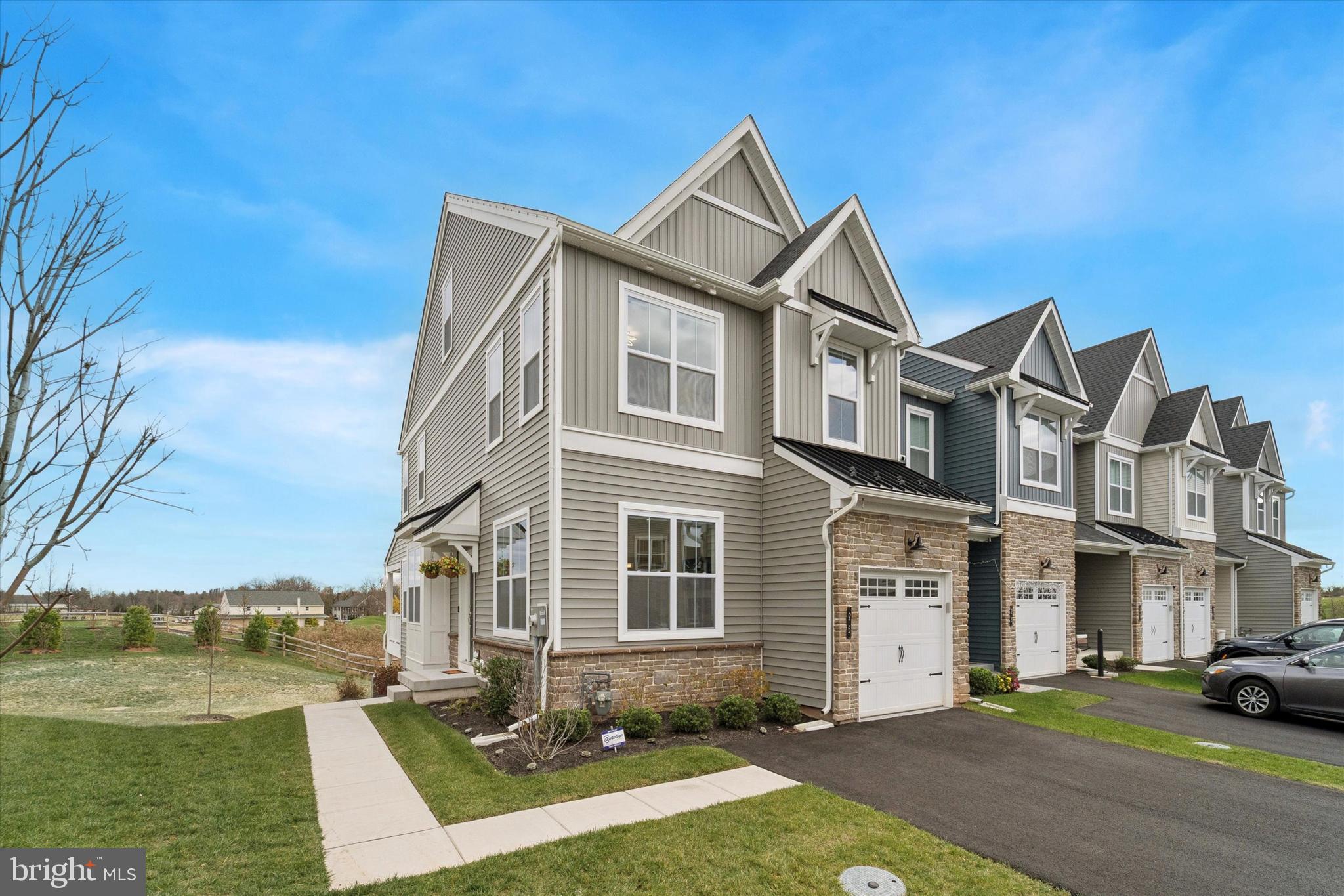 IRONWOOD - Residential Lease