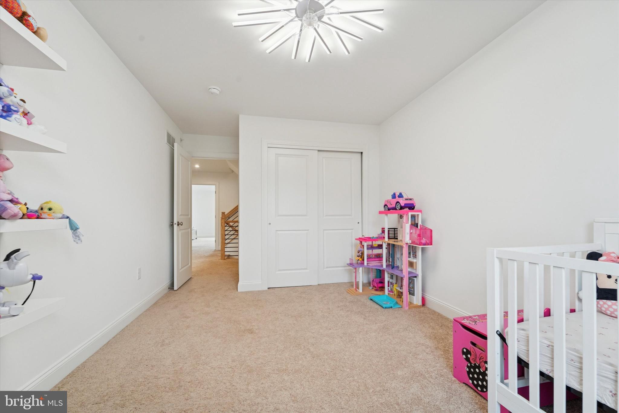 IRONWOOD - Residential Lease