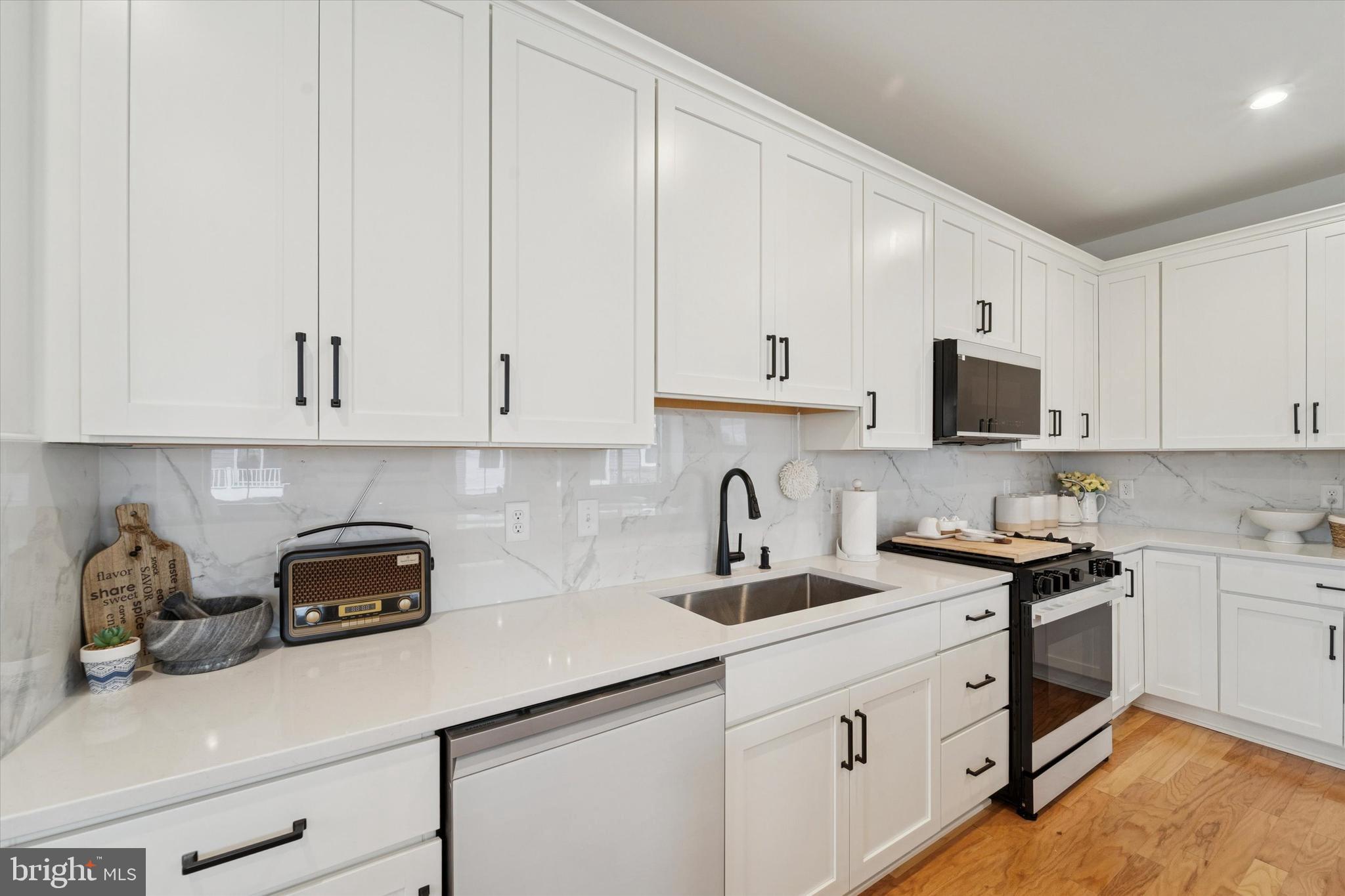 IRONWOOD - Residential Lease