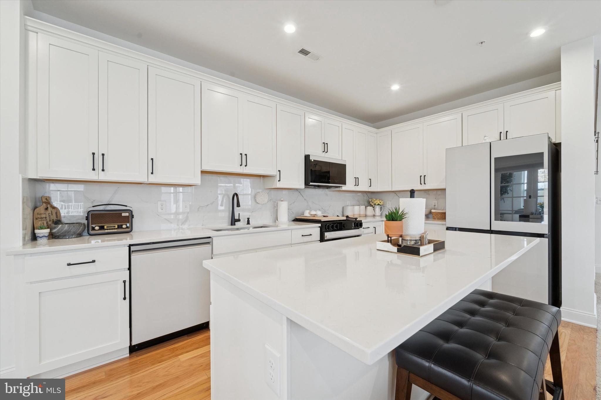 IRONWOOD - Residential Lease