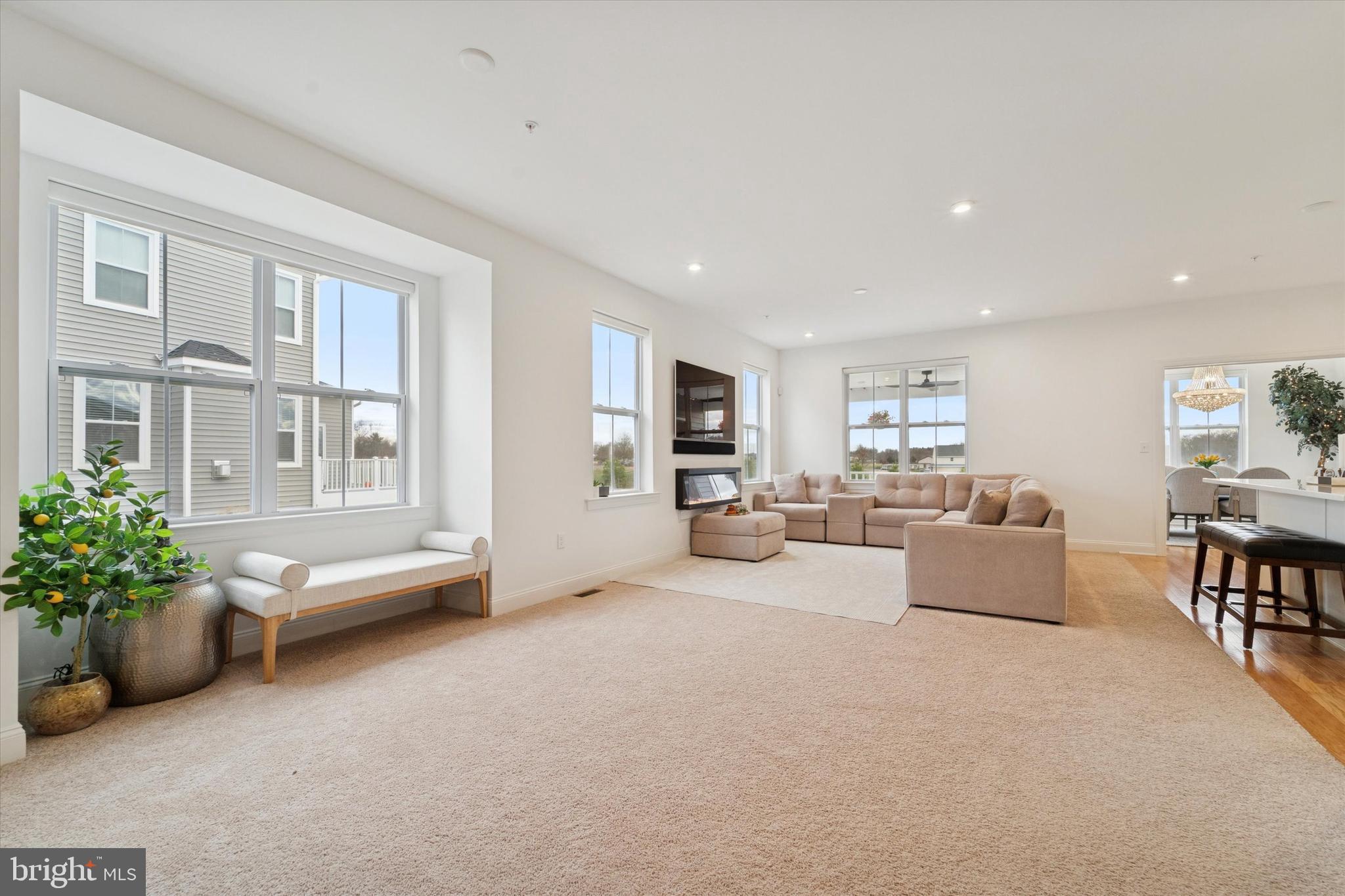 IRONWOOD - Residential Lease