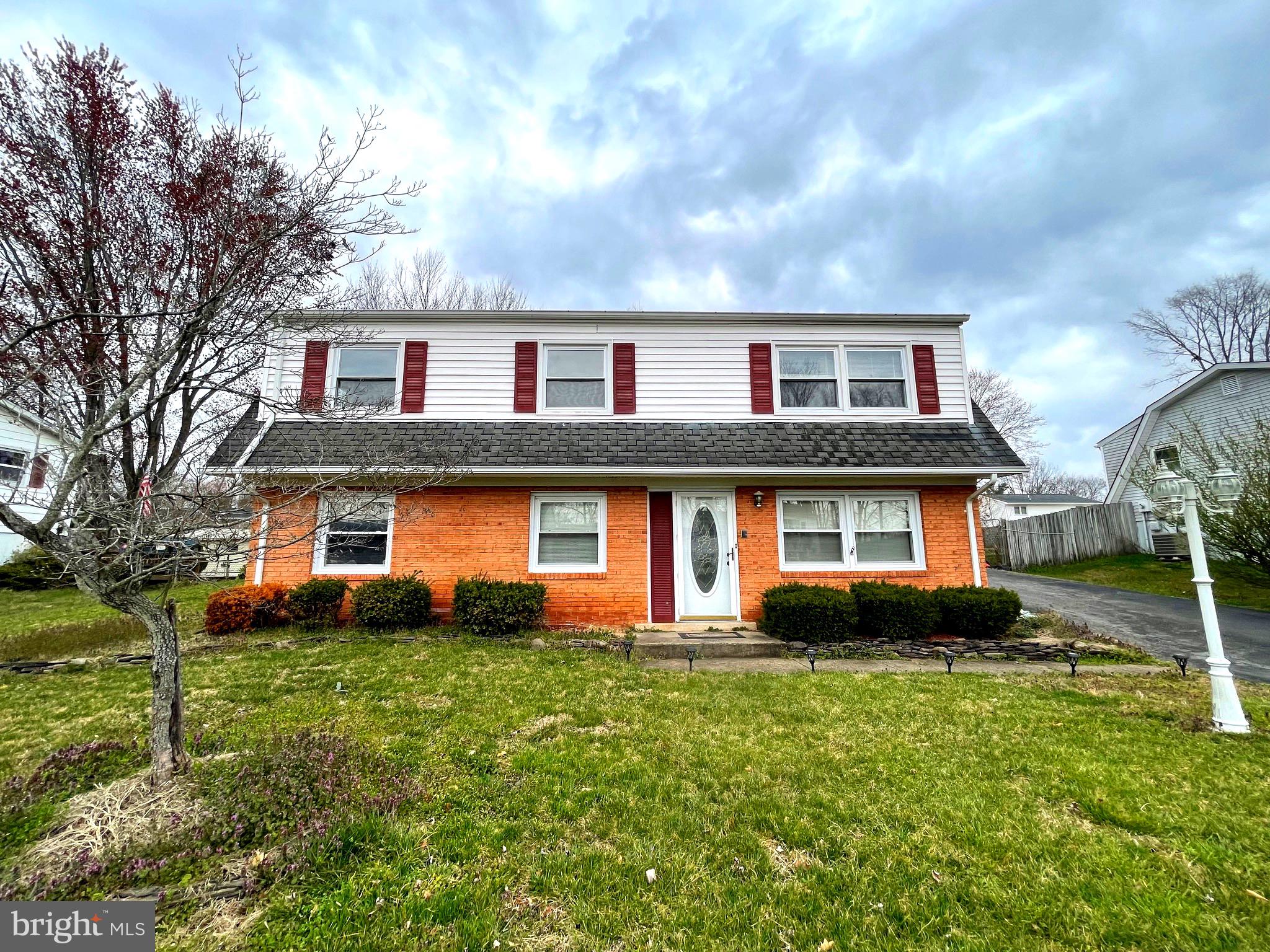 DALE CITY - Residential