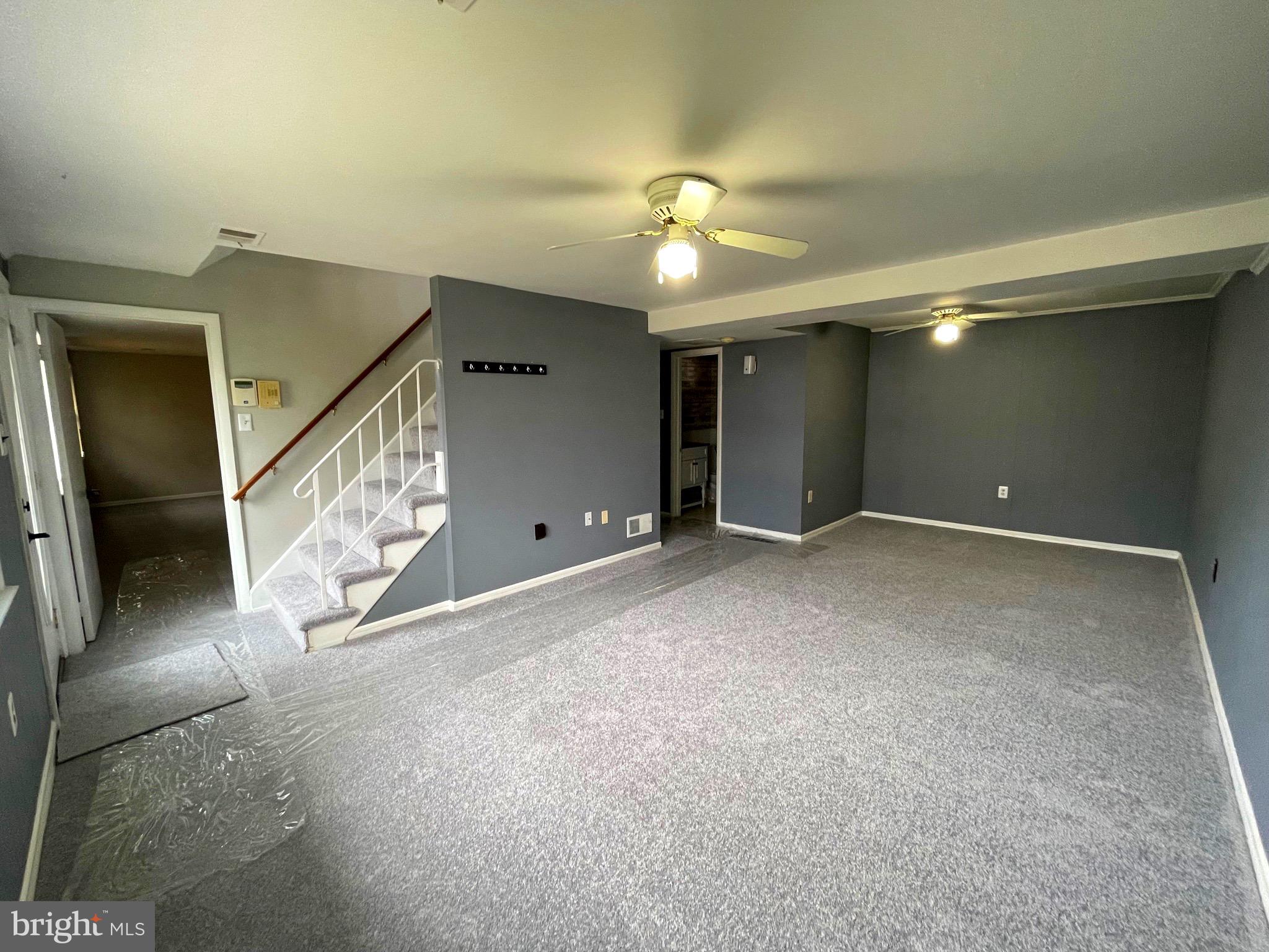 DALE CITY - Residential