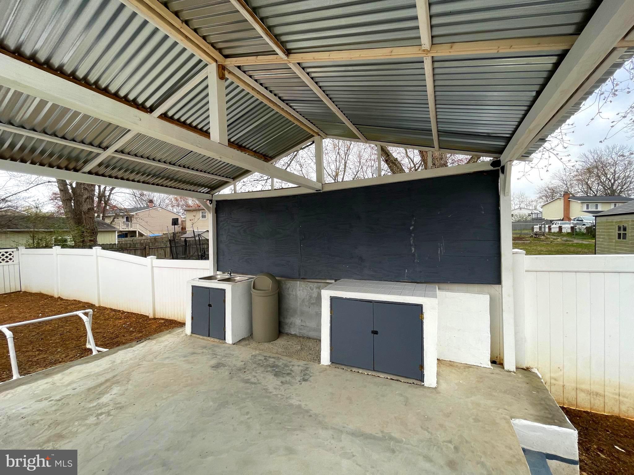 DALE CITY - Residential