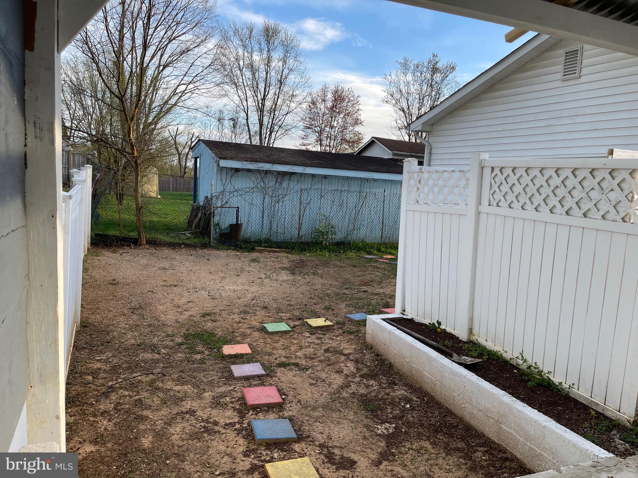 DALE CITY - Residential