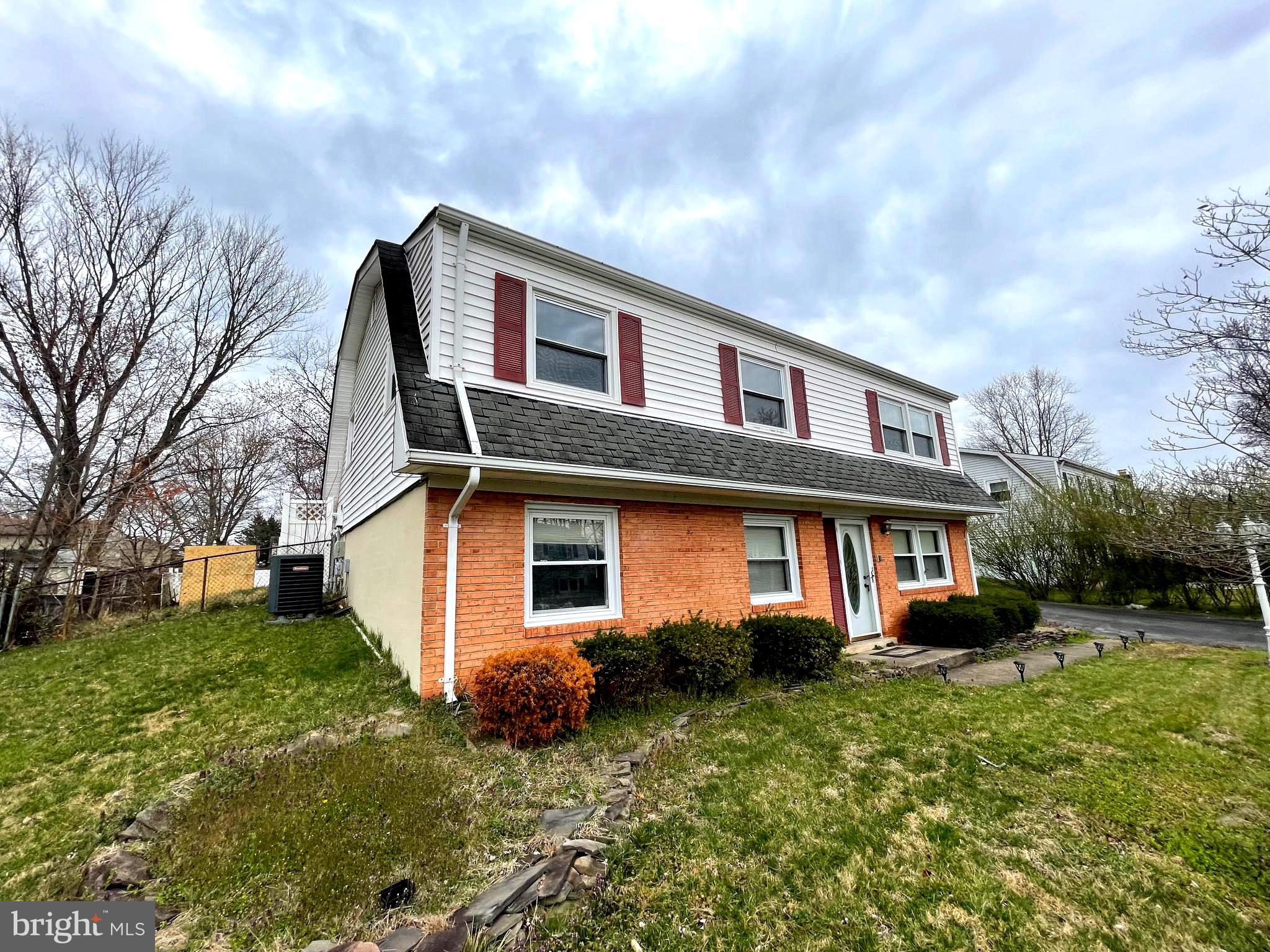 DALE CITY - Residential