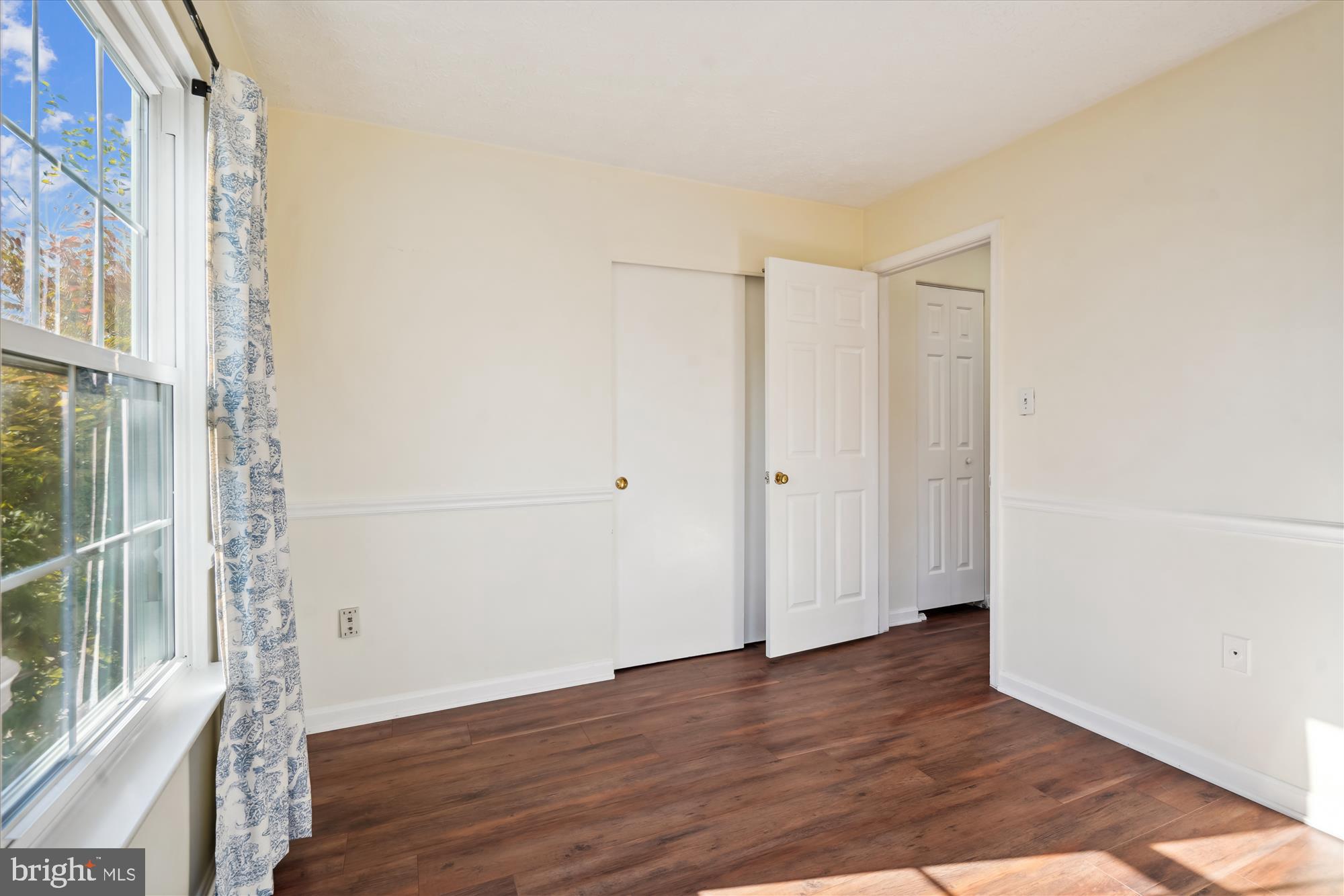 SINGLETONS GROVE - Residential Lease