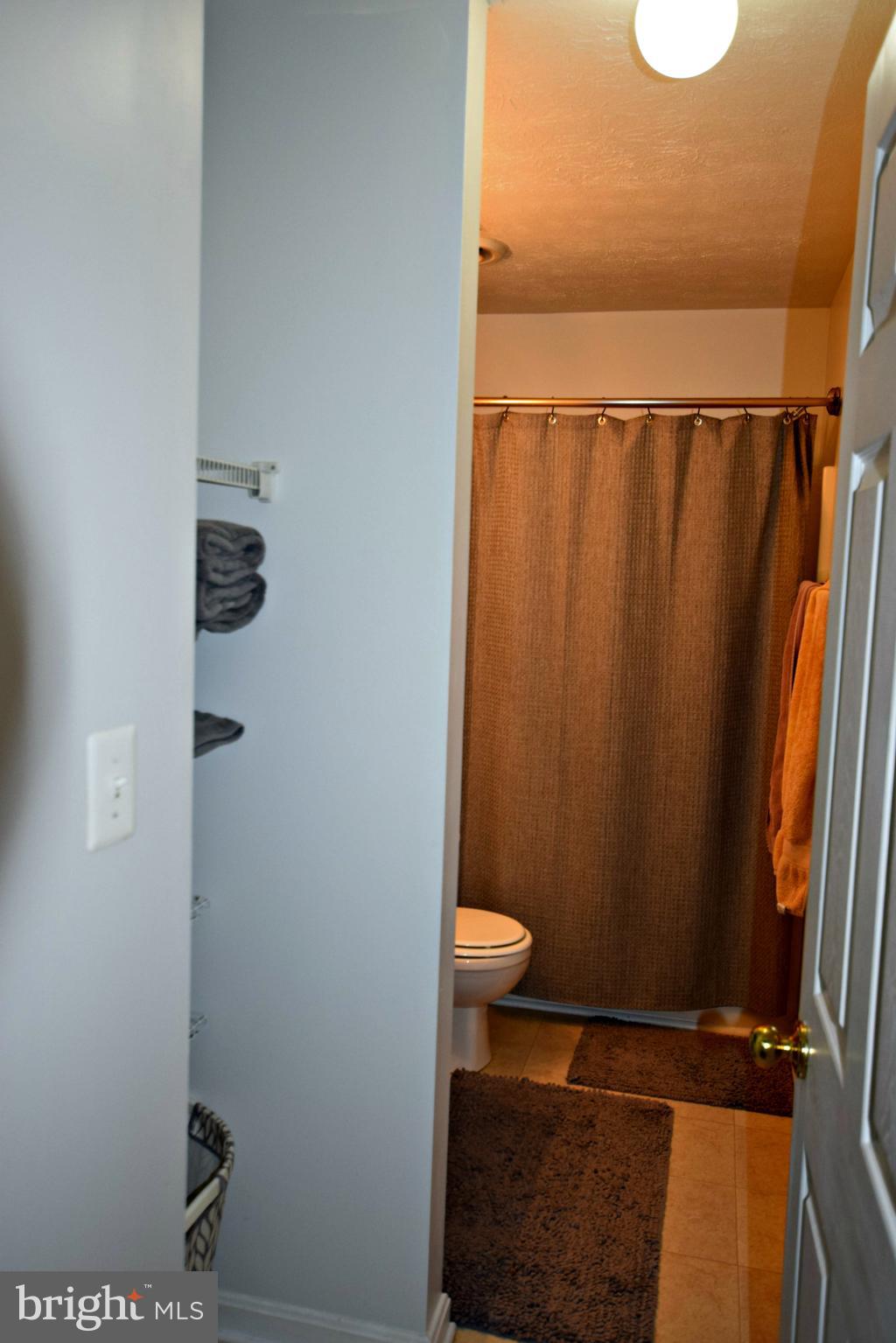 FREETON - Residential Lease