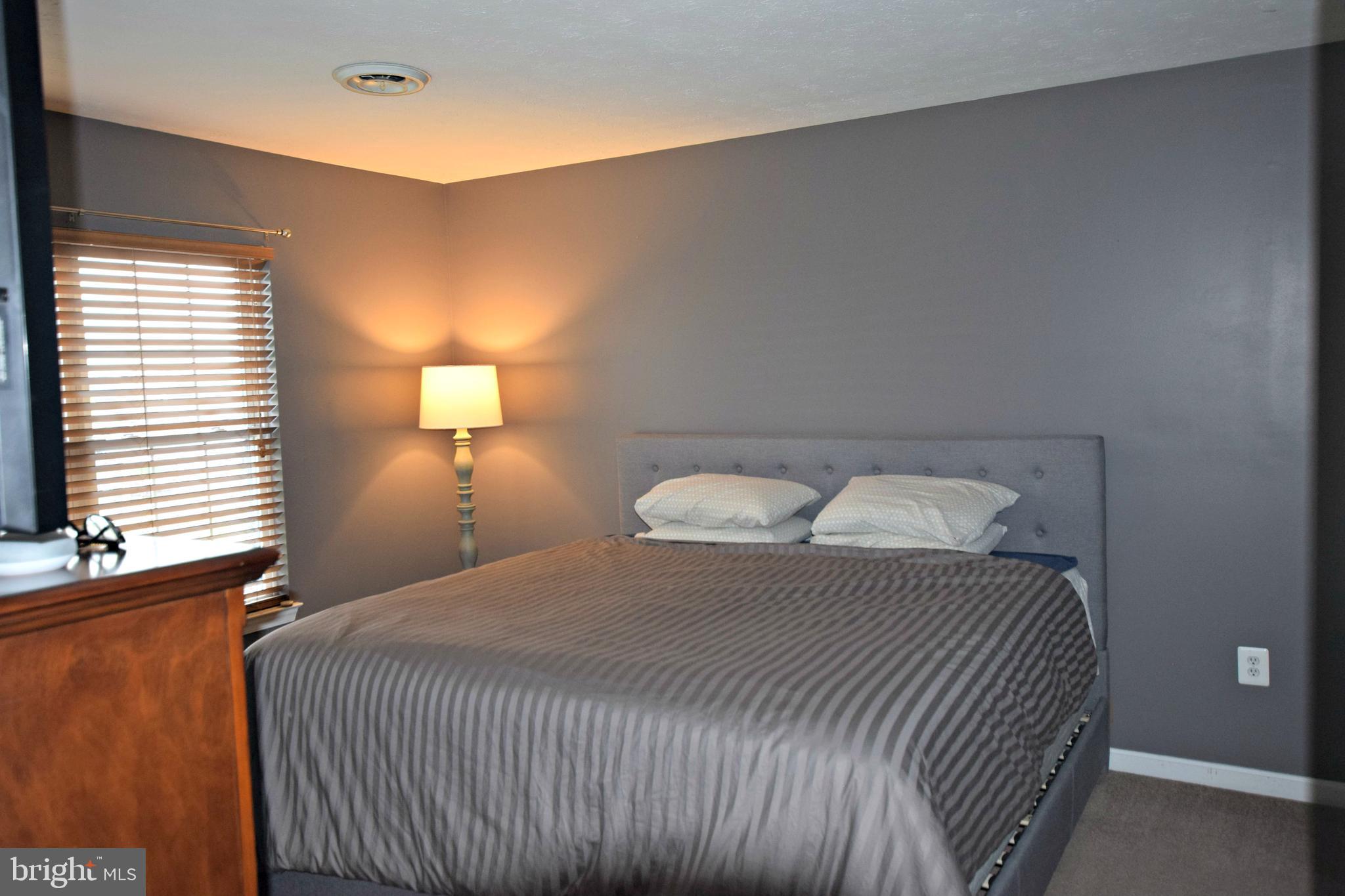 FREETON - Residential Lease