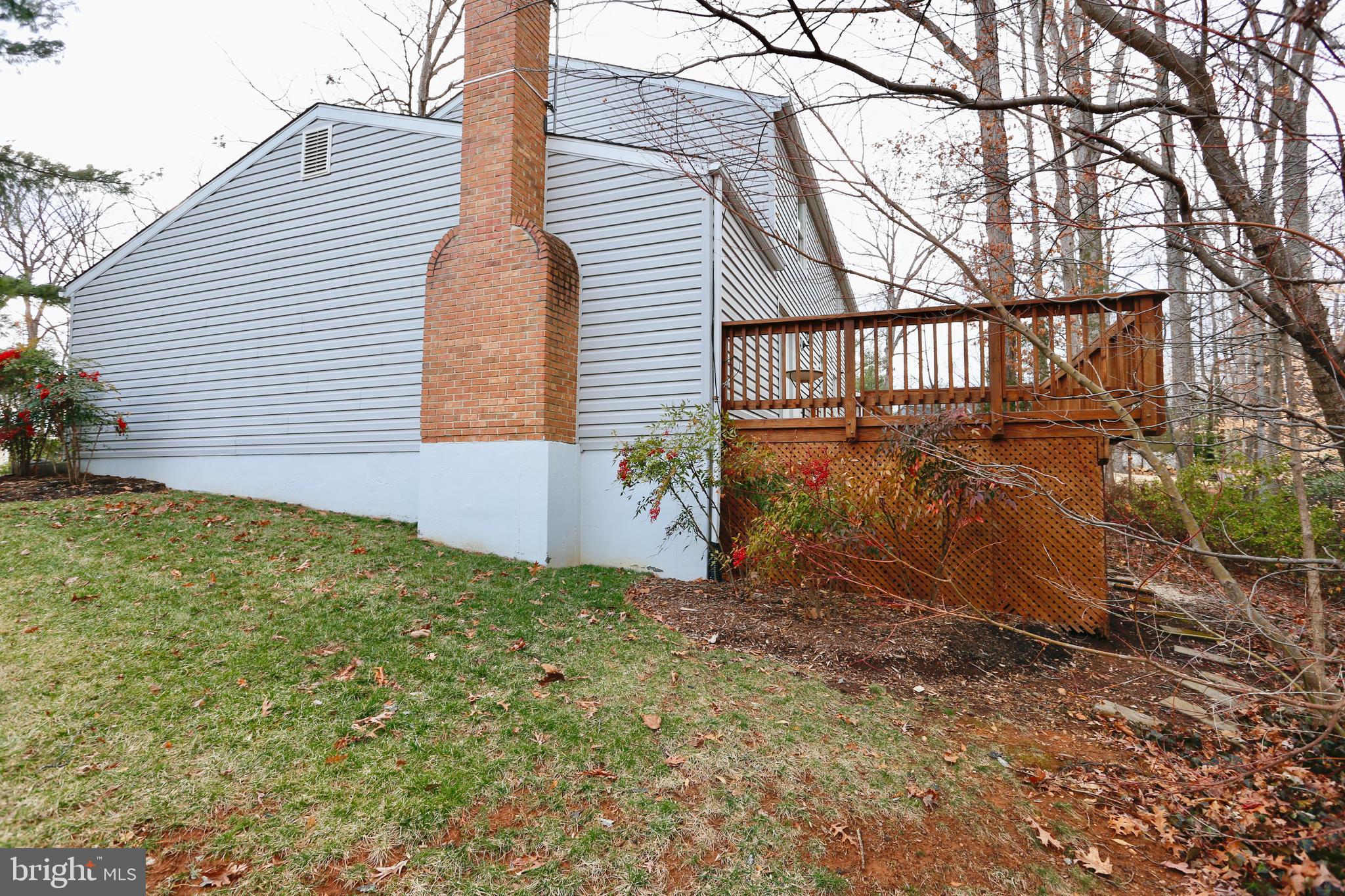 COUNTRY CLUB/LAKE MONTCLAIR - Residential