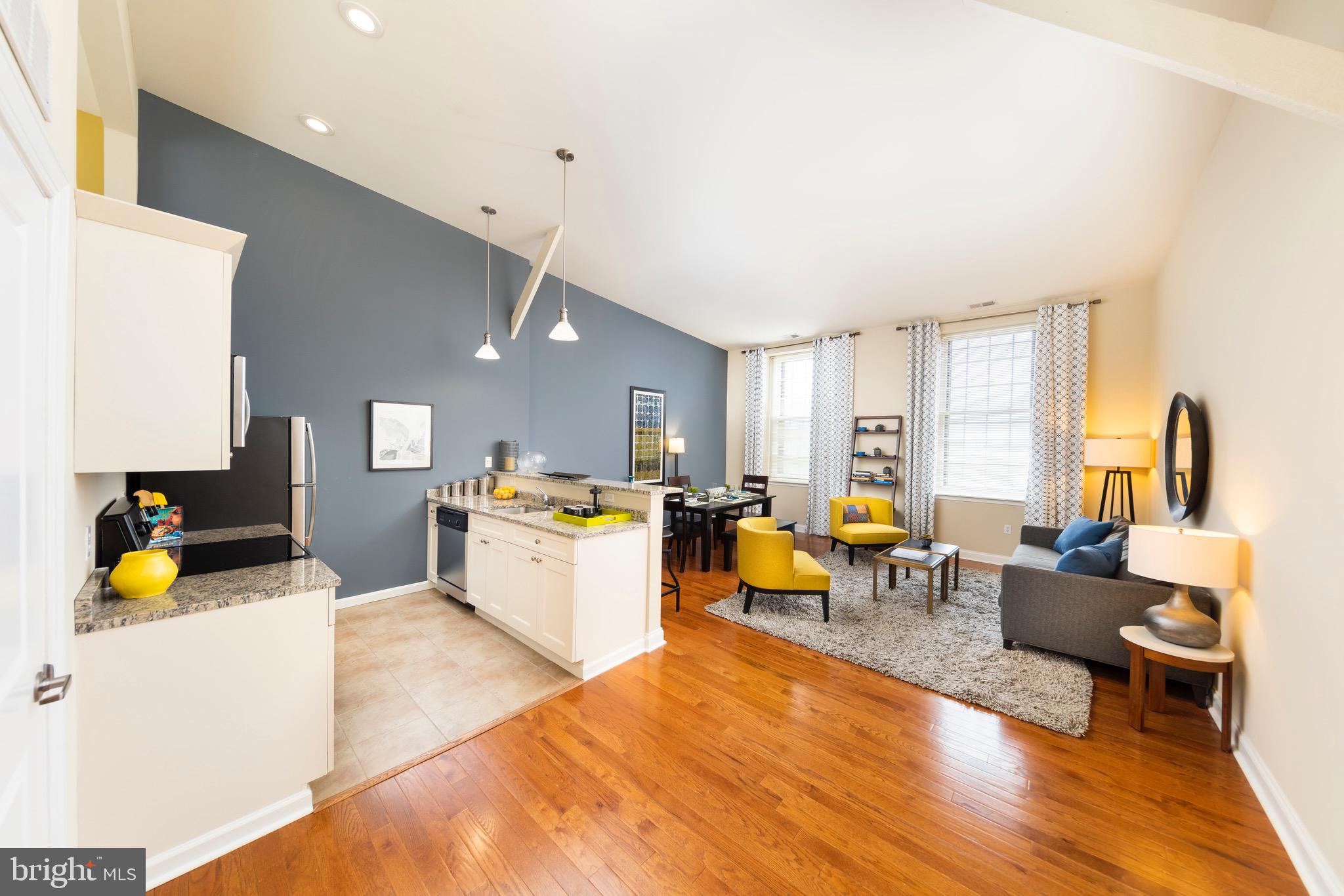 RIVERSIDE PARK - Residential Lease