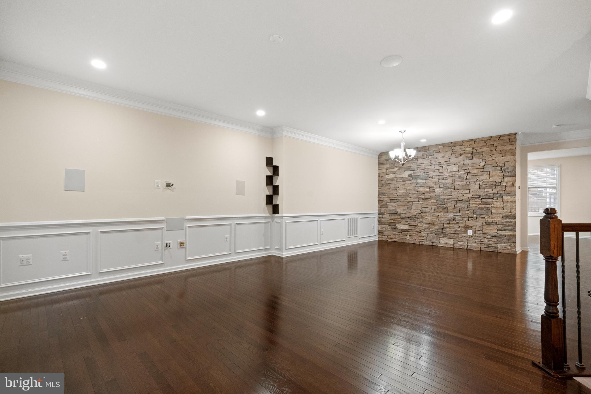 43009 SOUTHVIEW MANOR DRIVE