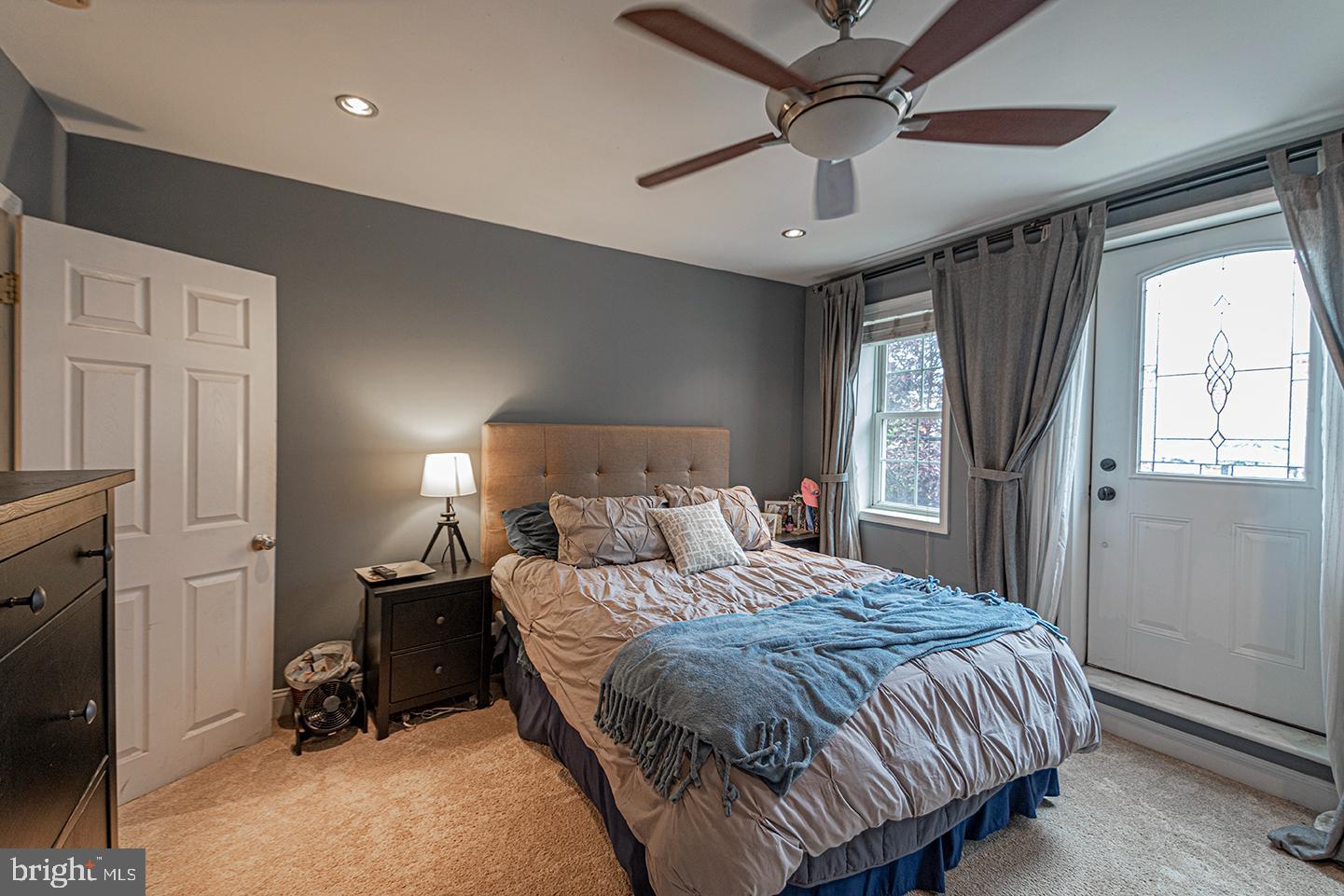 GRADUATE HOSPITAL - Residential Lease