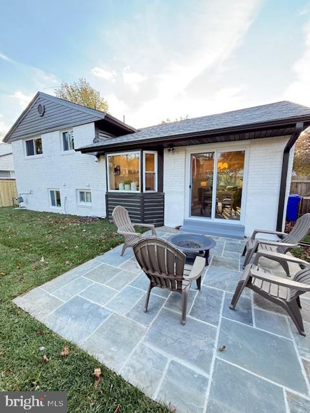 Photo of 10223 Leslie Street, SILVER SPRING, MD 20902 (MLS # MDMC2206860)