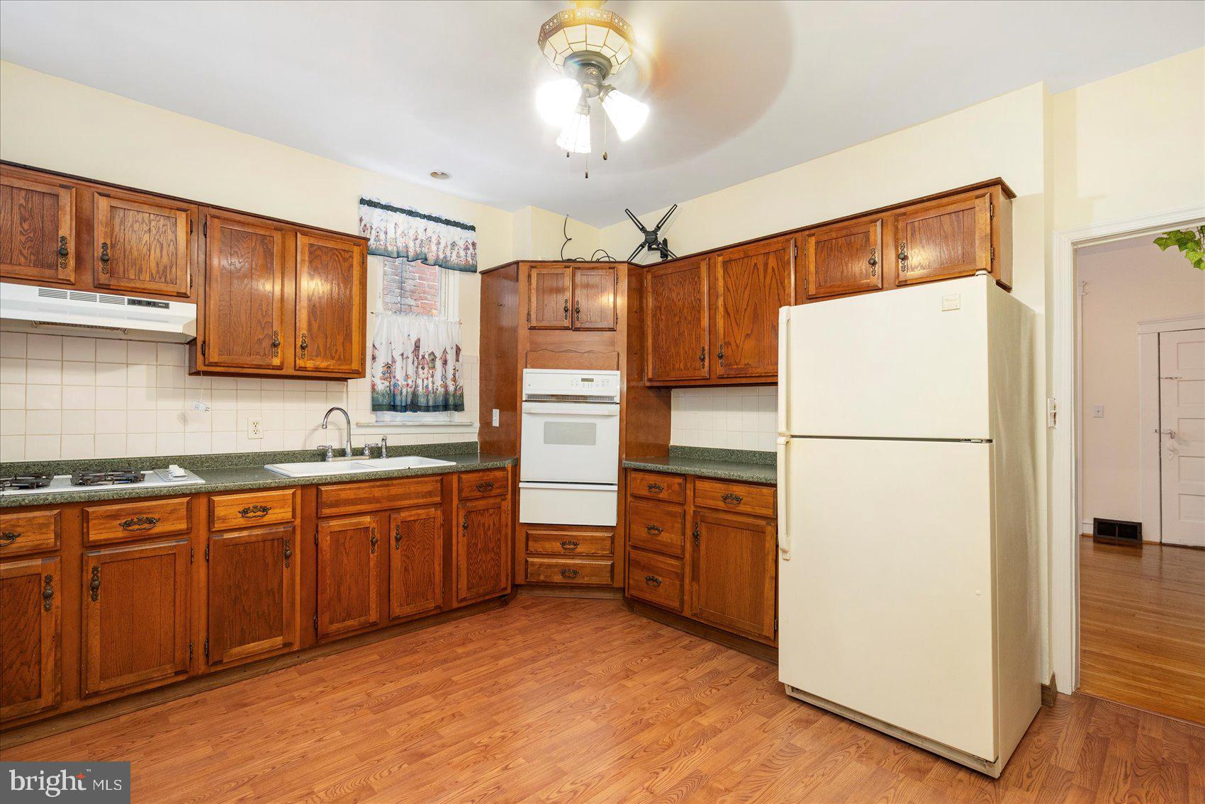 ROSEMONT - Residential