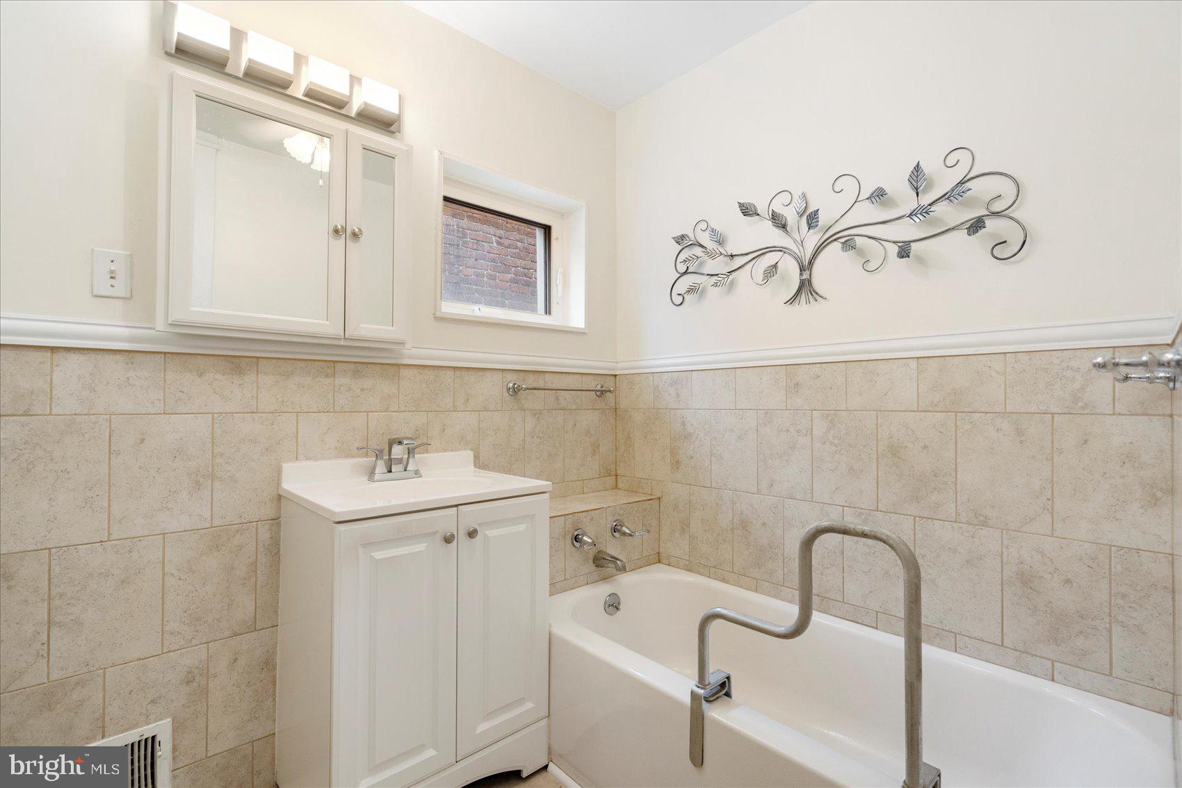 ROSEMONT - Residential