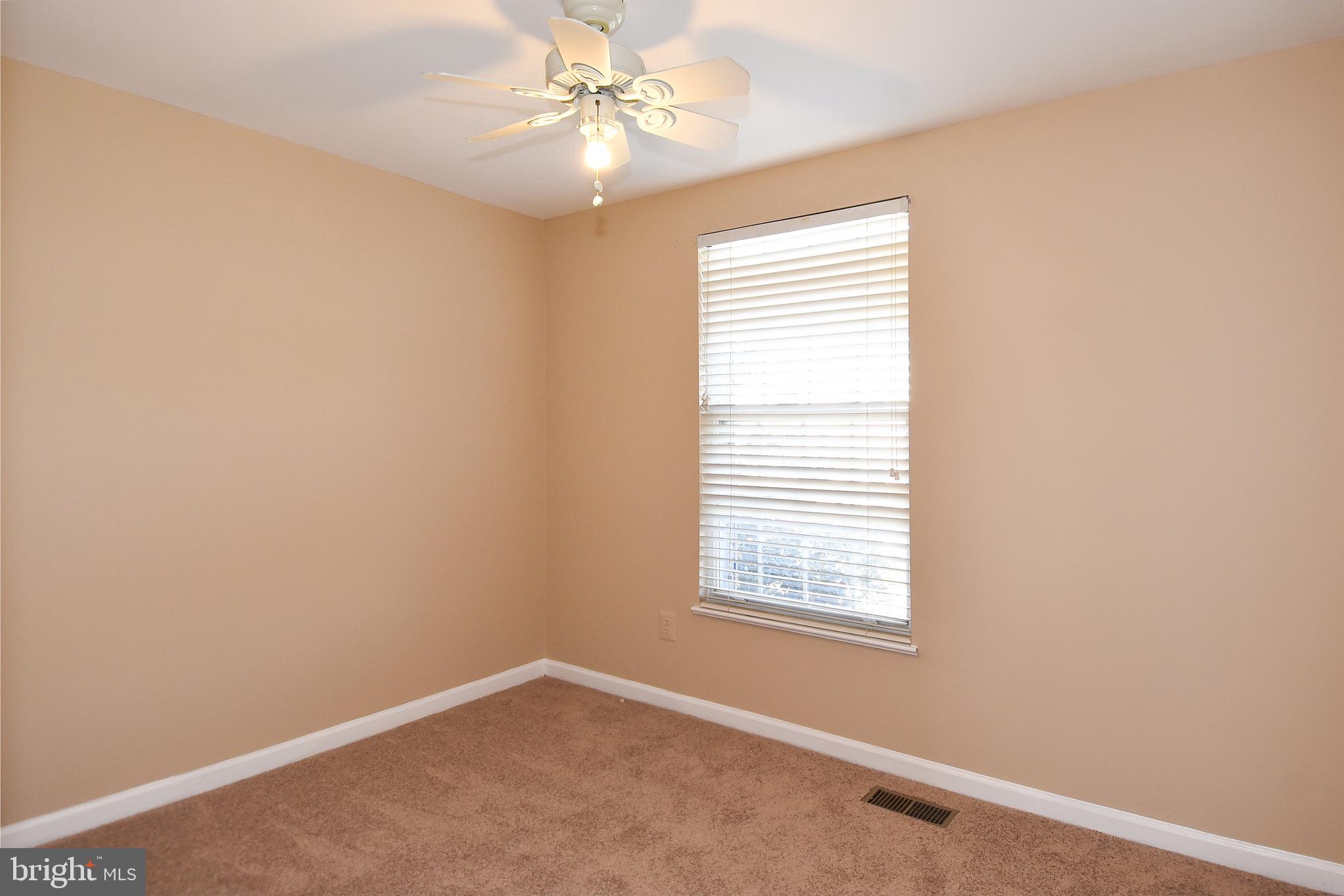 OLD BRIDGE ESTATES - Residential Lease