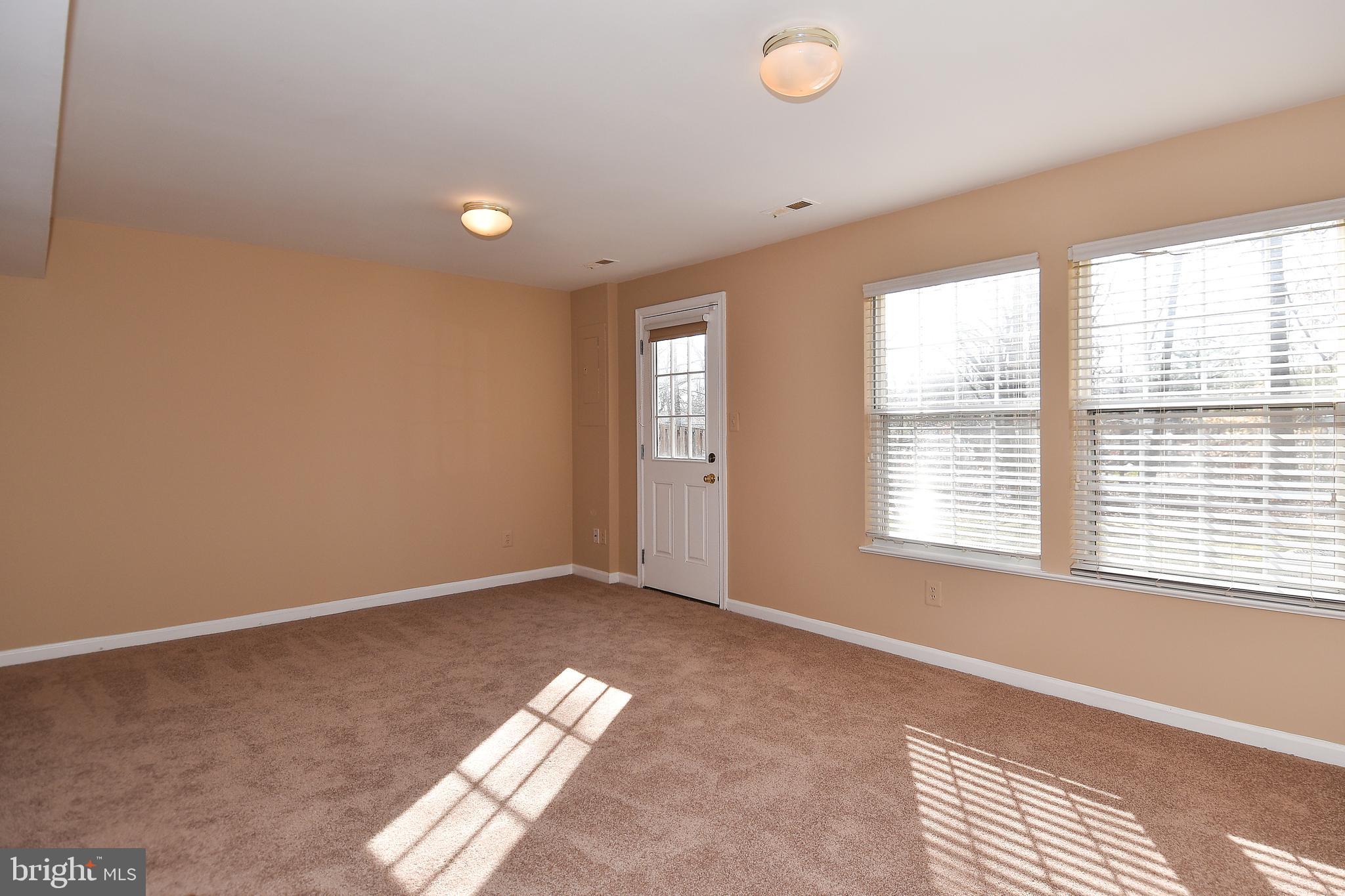 OLD BRIDGE ESTATES - Residential Lease