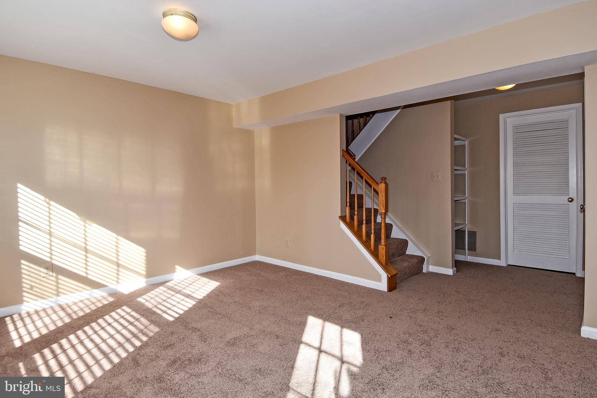 OLD BRIDGE ESTATES - Residential Lease