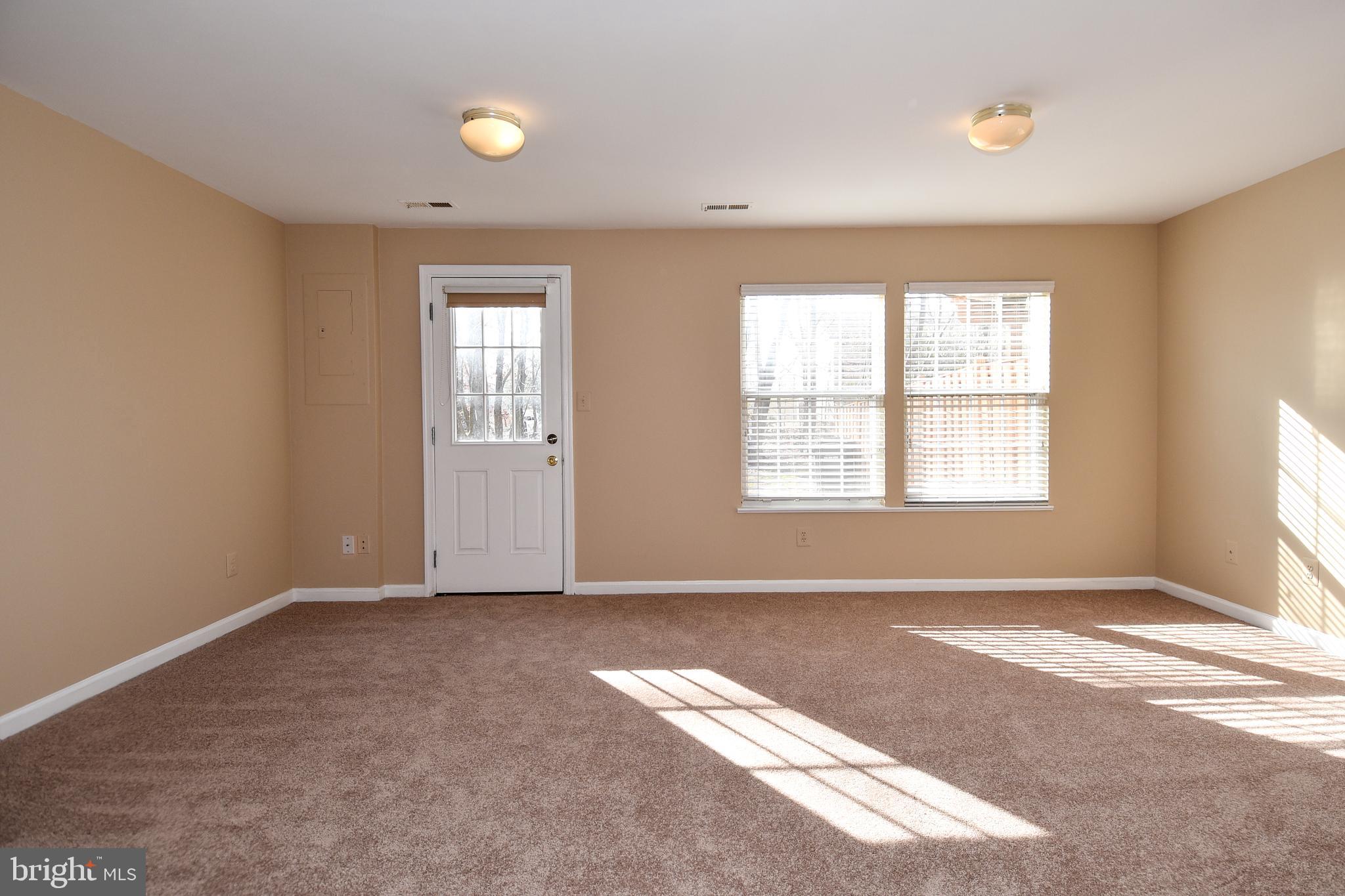 OLD BRIDGE ESTATES - Residential Lease