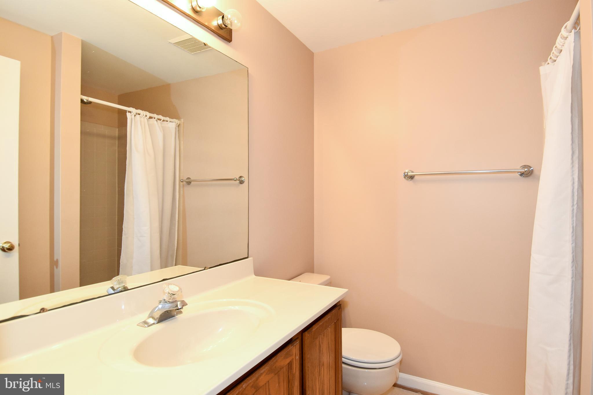 OLD BRIDGE ESTATES - Residential Lease