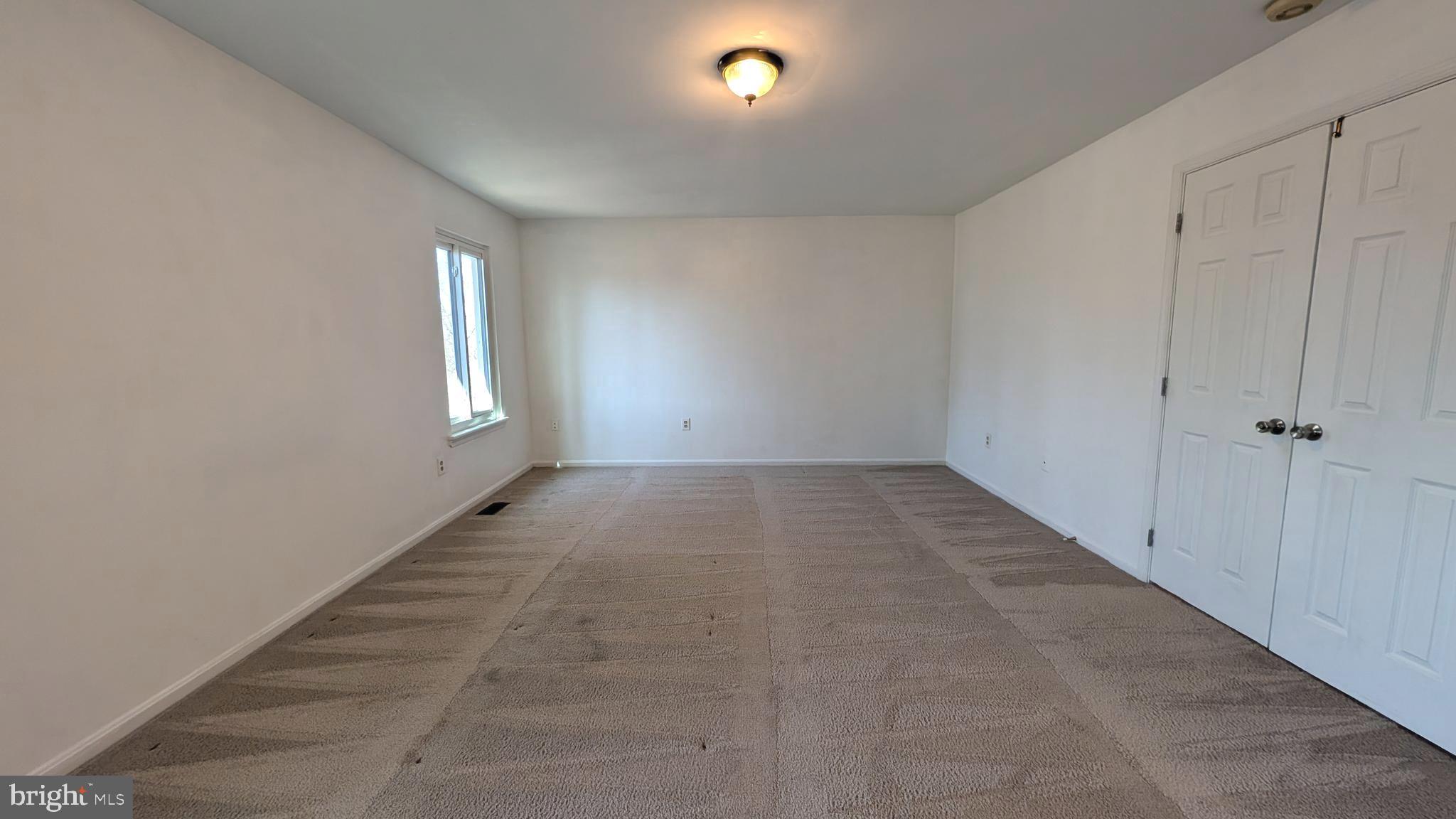 COLONIAL TERRACE - Residential