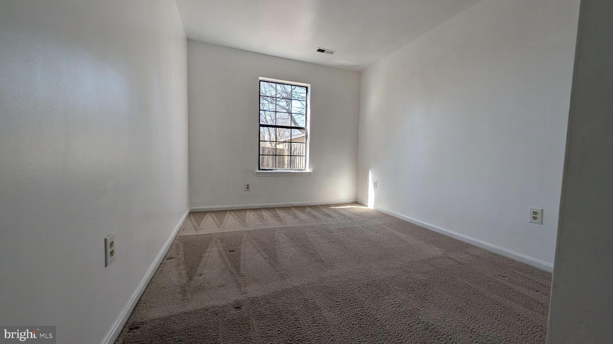 COLONIAL TERRACE - Residential