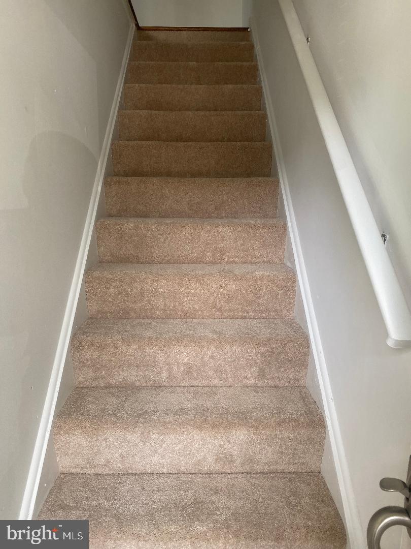 LAURELWOOD CONDO - Residential