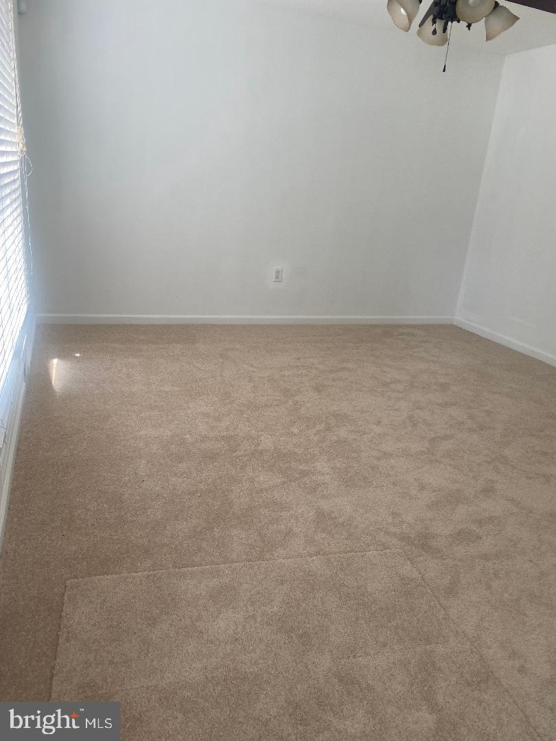 LAURELWOOD CONDO - Residential