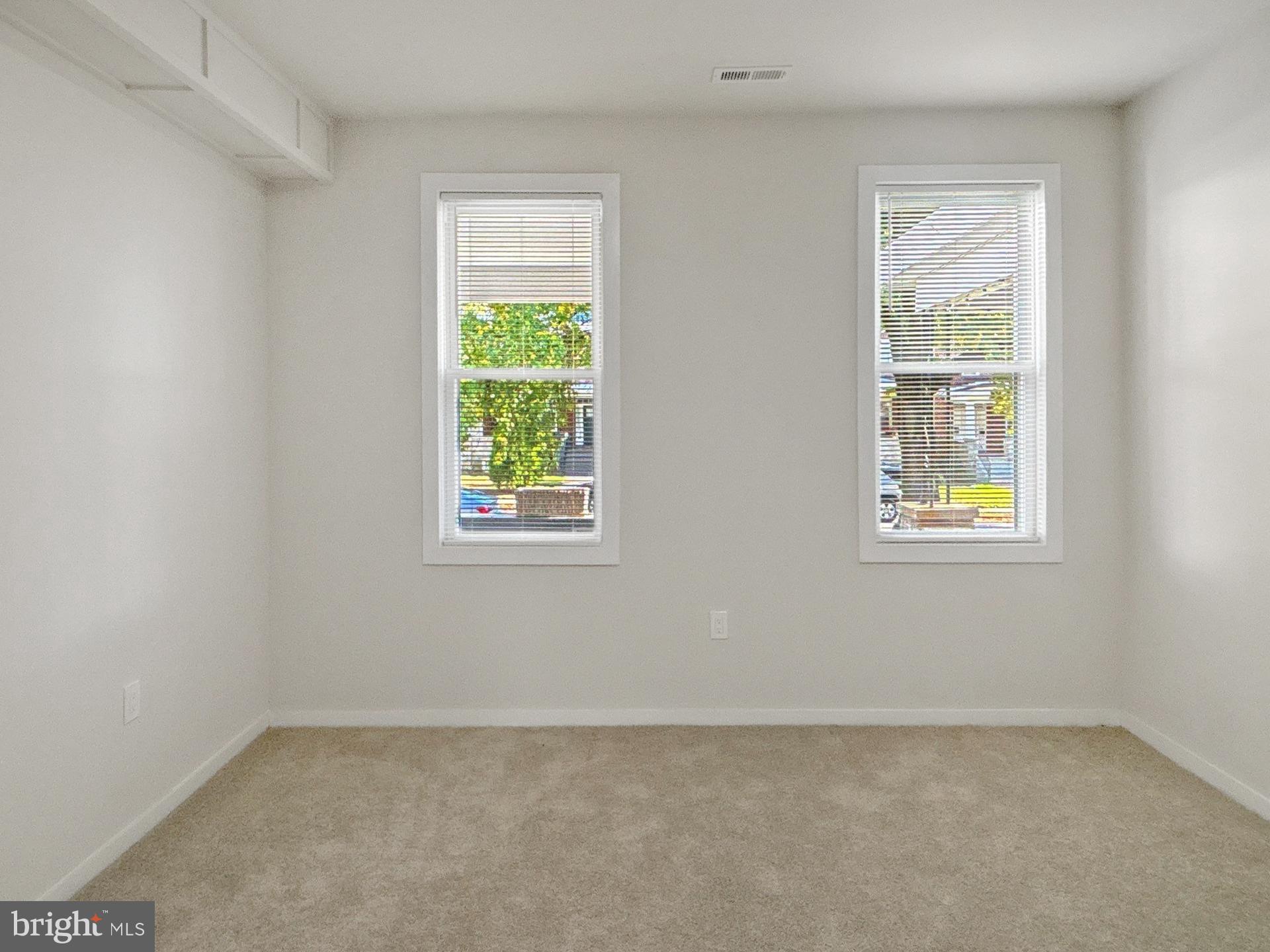 LIBERTY SQUARE - Residential Income