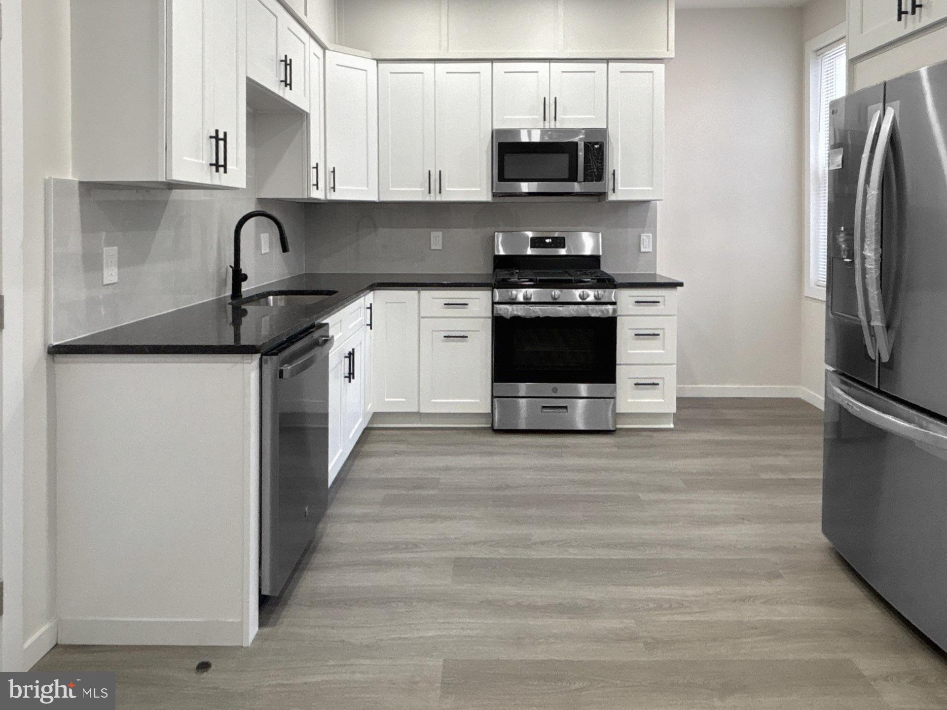 LIBERTY SQUARE - Residential Income