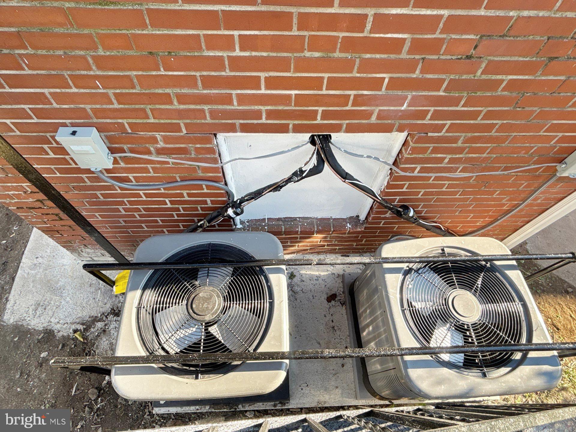 LIBERTY SQUARE - Residential Income