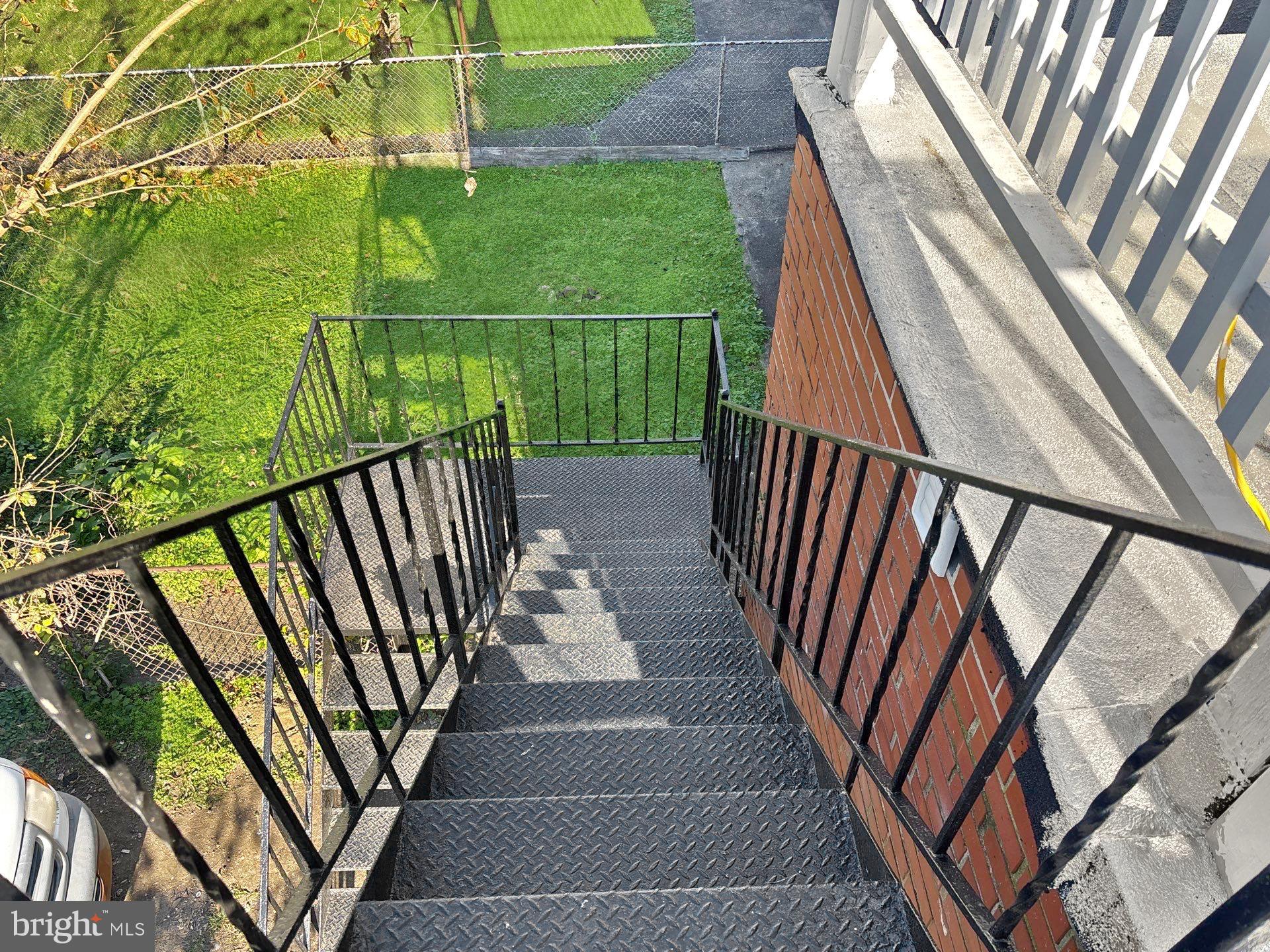 LIBERTY SQUARE - Residential Income