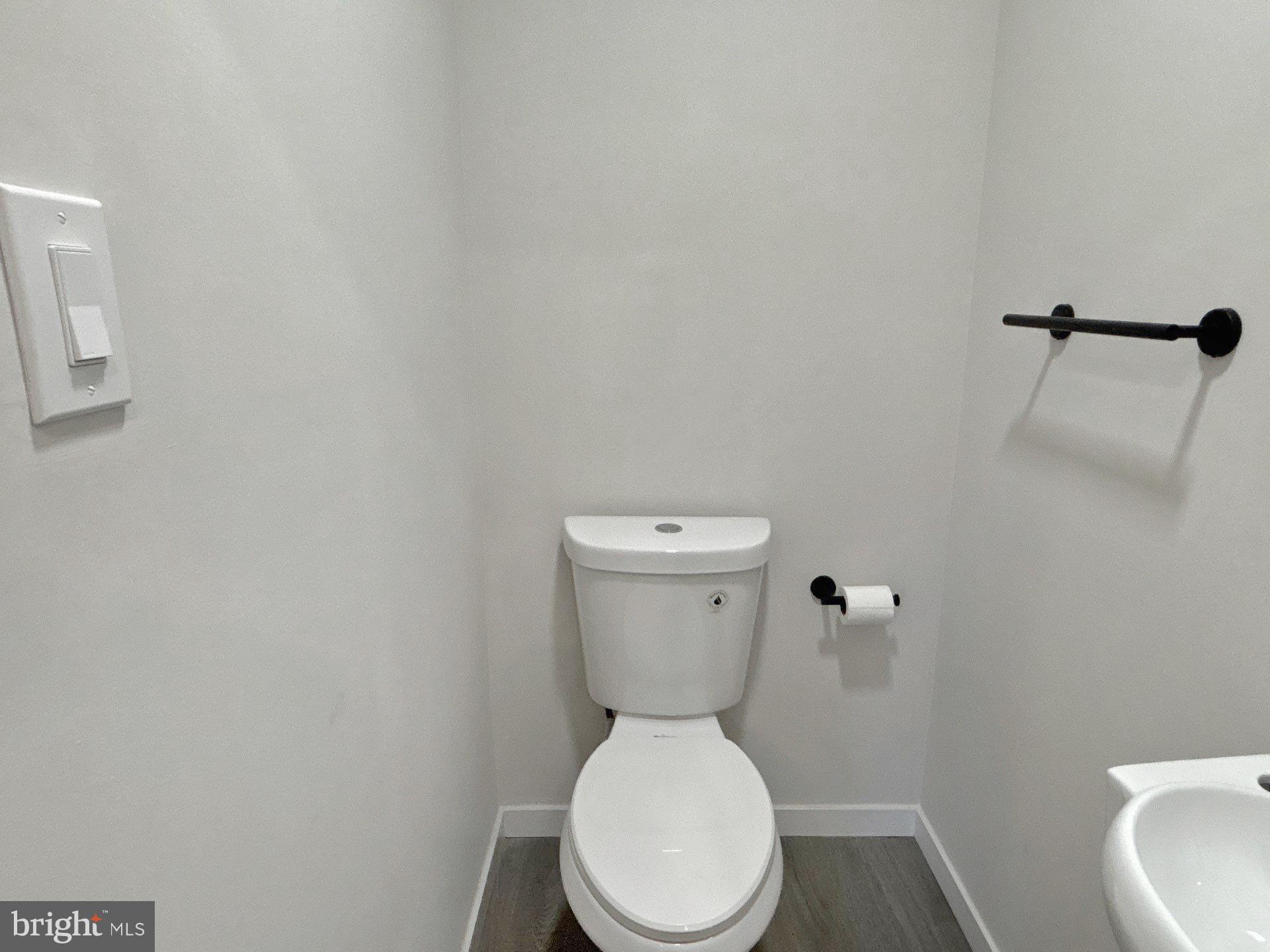 LIBERTY SQUARE - Residential Income