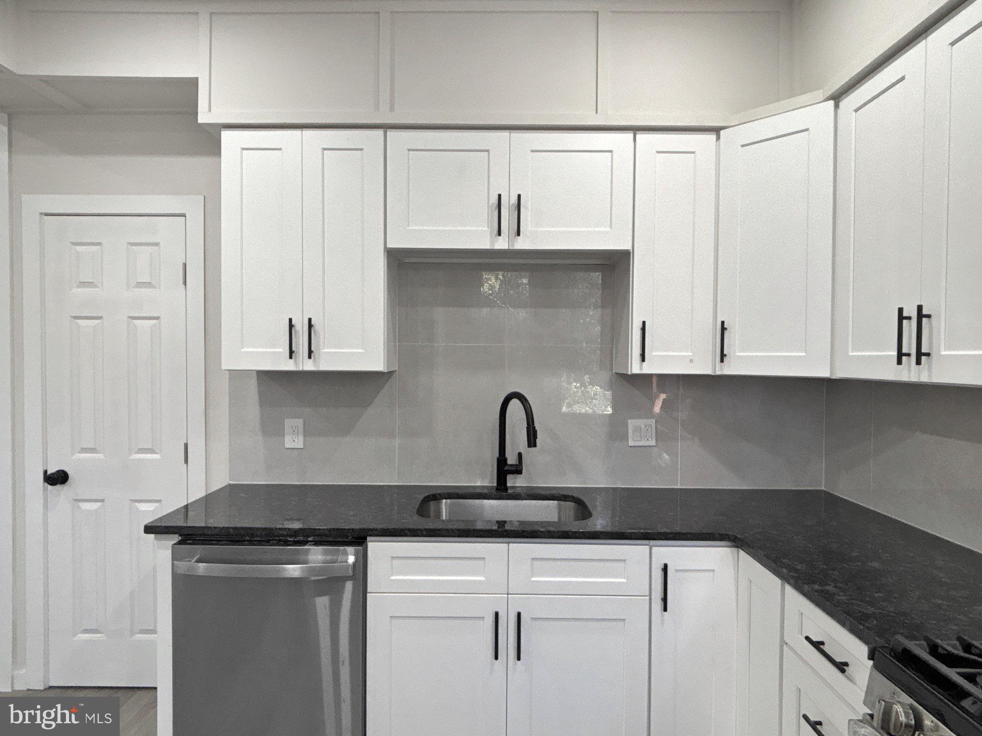 LIBERTY SQUARE - Residential Income